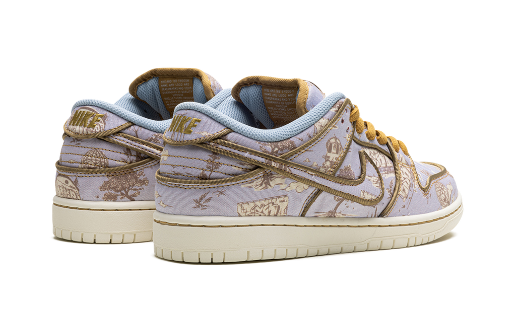 SB Dunk "Pastoral Print" FN5880 001