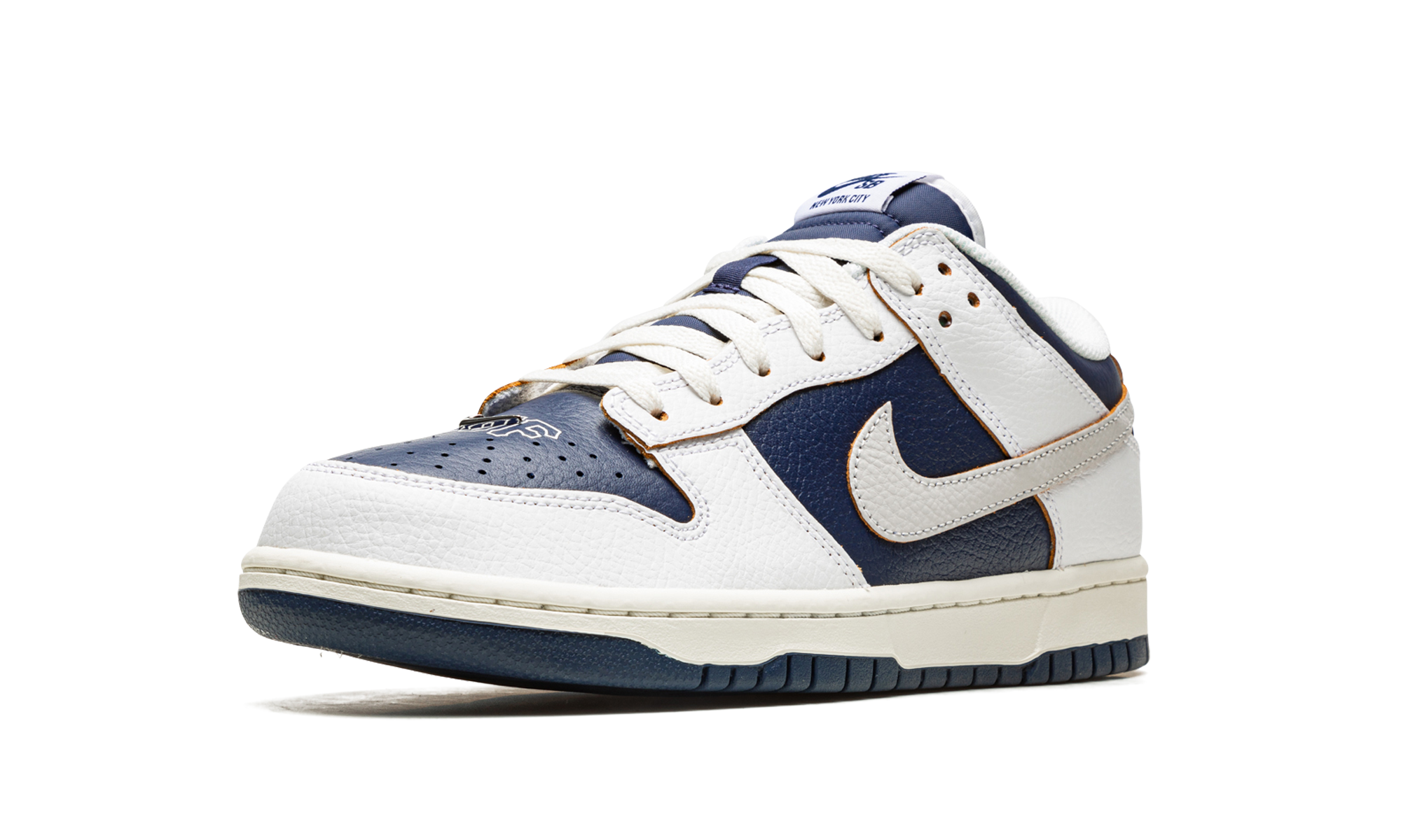 SB Dunk Low "HUF - NYC" FD8775 100