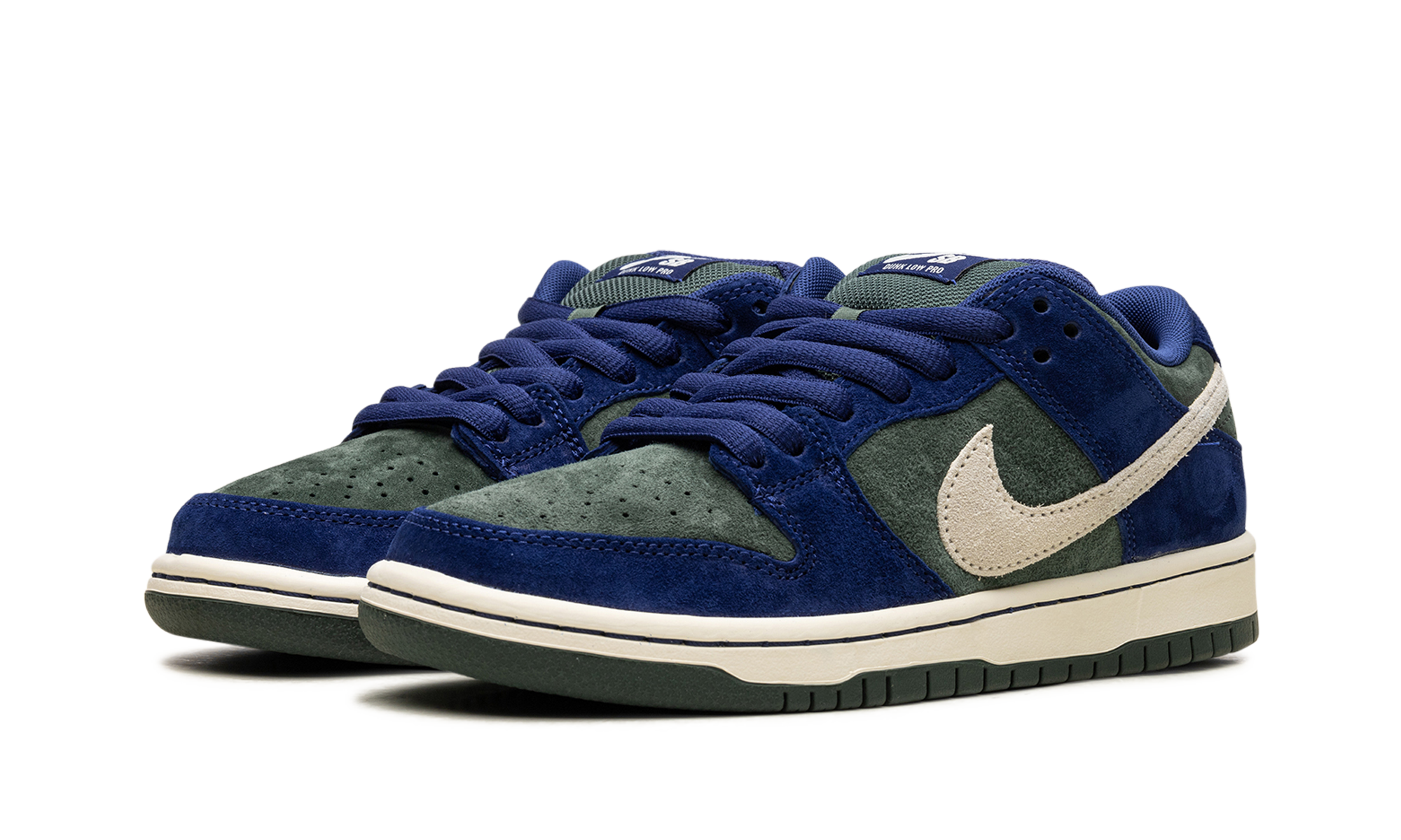 SB Dunk "Deep Royal Blue" HF3704 400