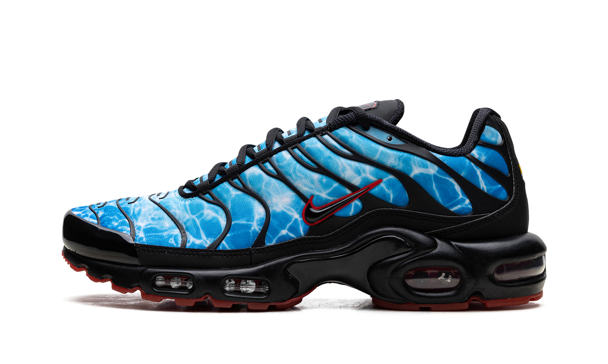 Air Max Plus "Shark Attack" HQ3824 001