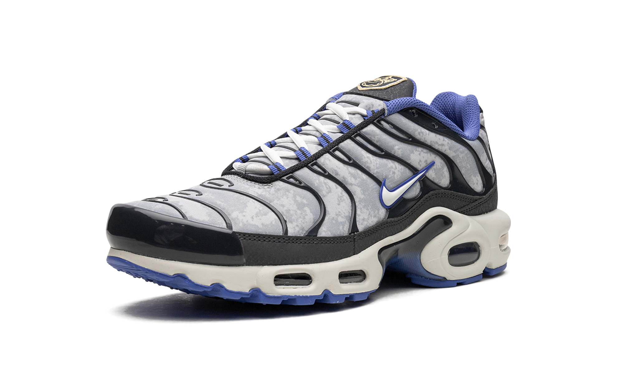 Air Max Plus SE "Social F.C." DQ3981 001