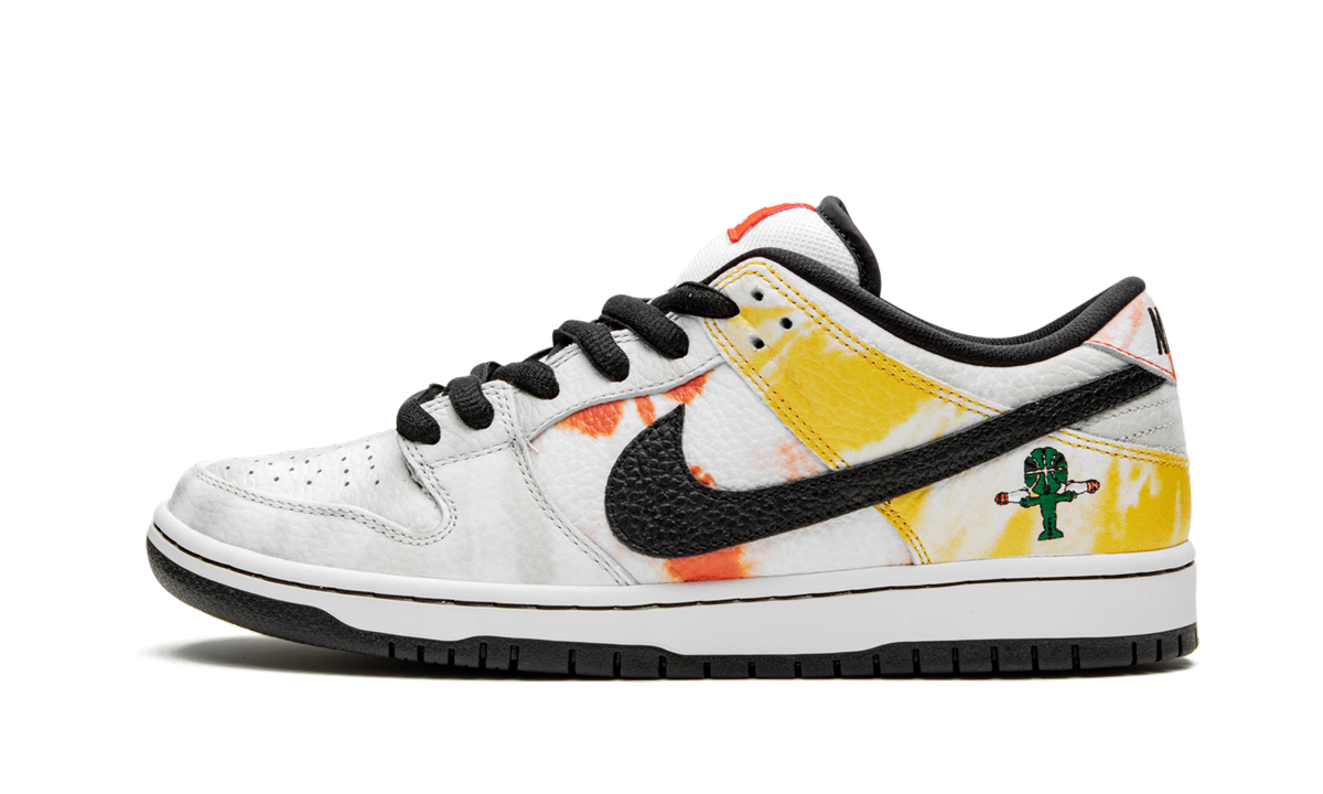 SB Dunk Low "Tie-Dye Rayguns 2019 - White" BQ6832 101