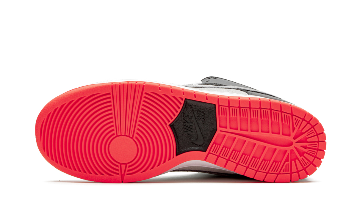 SB Dunk Low "Infrared" CD2563 004