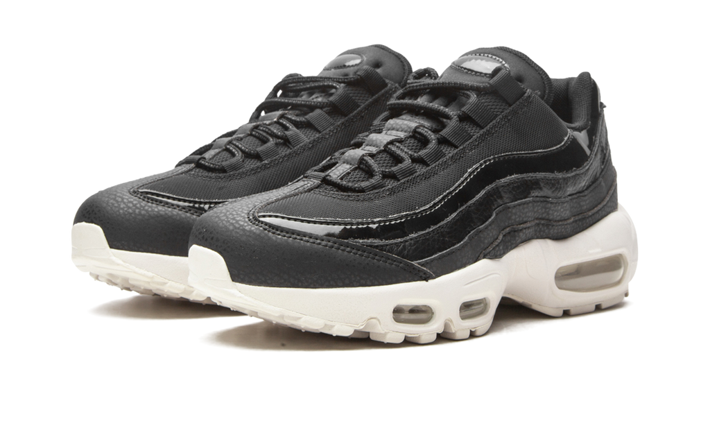 AIR MAX 95 SE MNS WMNS "Black" AQ4138 001