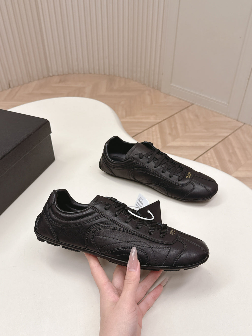 Prada 26ss German Training Black Glossy Leather 644220