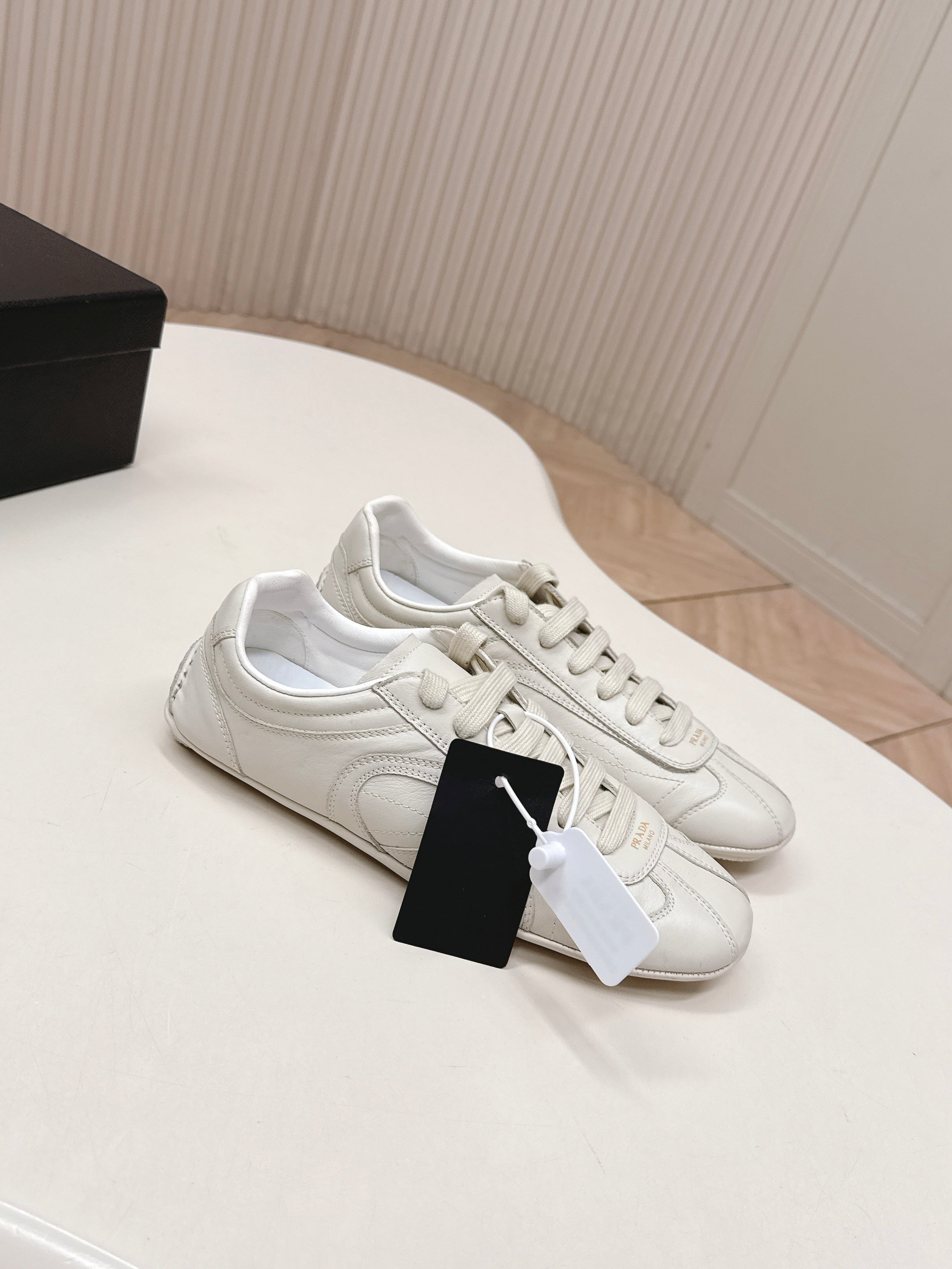 Prada 26ss German Training Off White Leather 644221