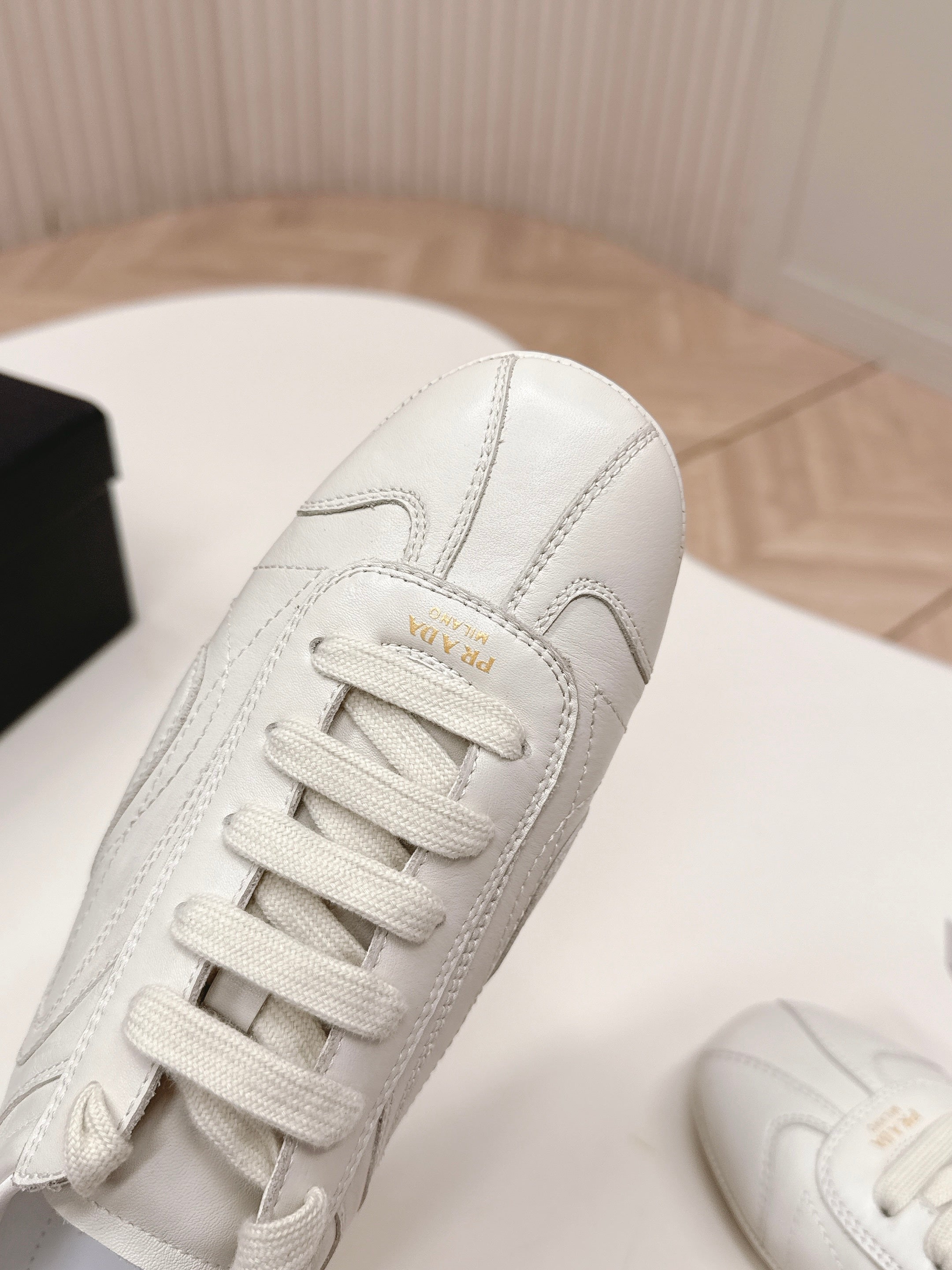 Prada 26ss German Training Off White Leather 644221