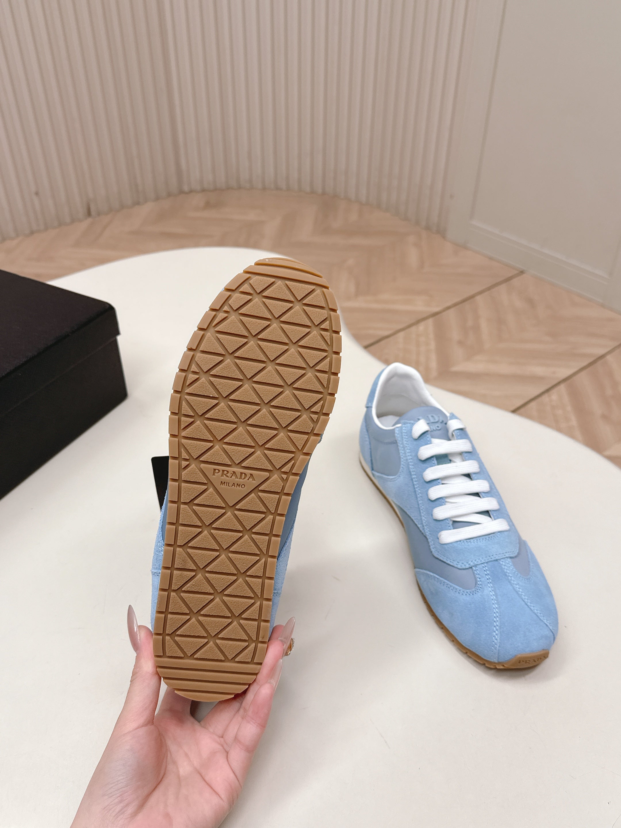 Prada 26ss German Training Light Blue Suede Leather 644223
