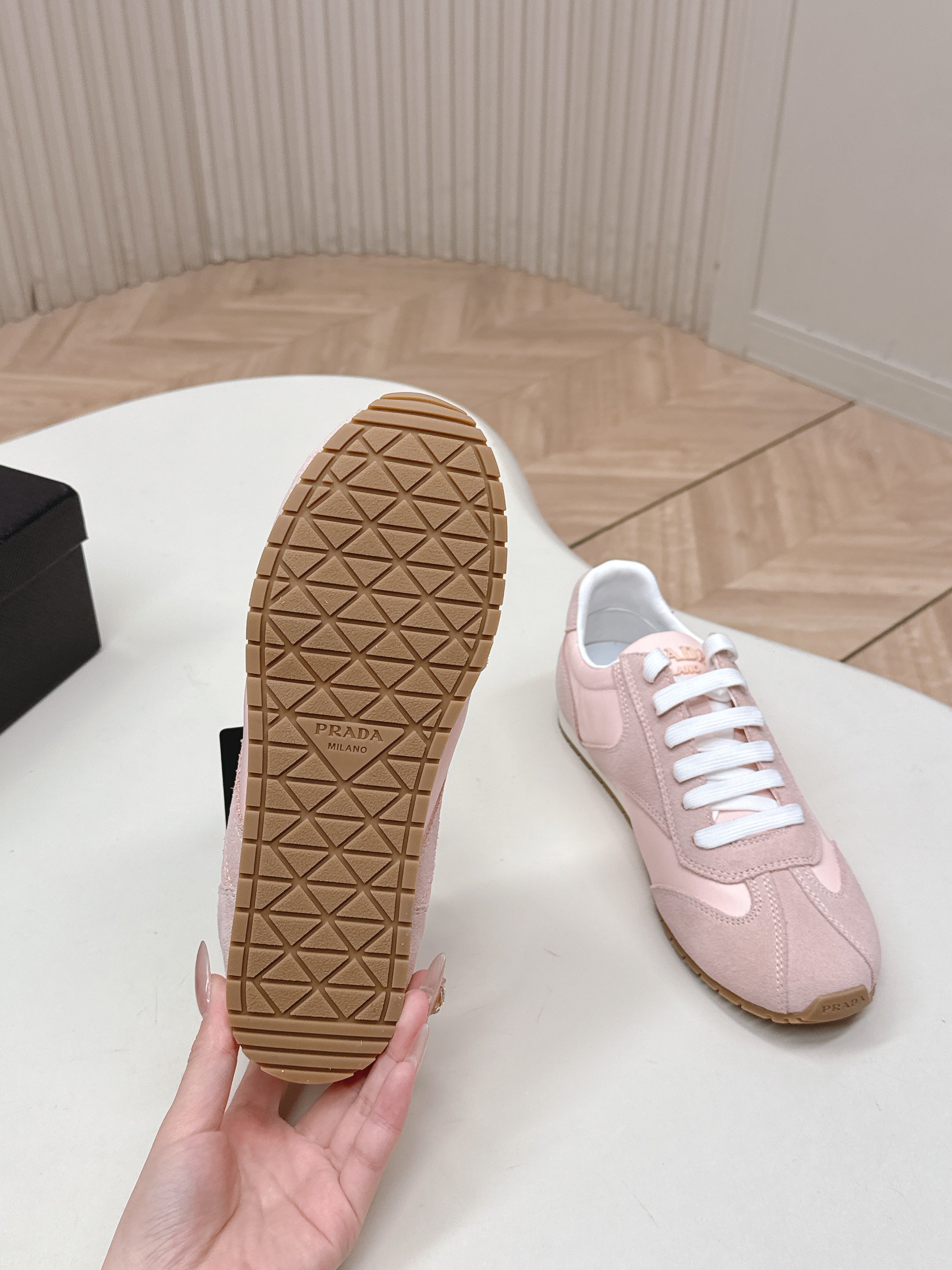 Prada 26ss German Training Pink Suede Leather 644225