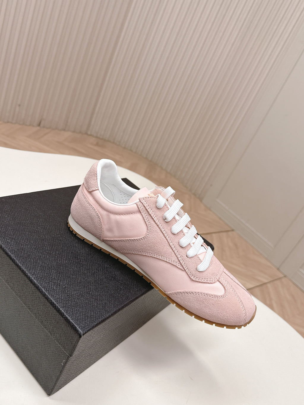 Prada 26ss German Training Pink Suede Leather 644225