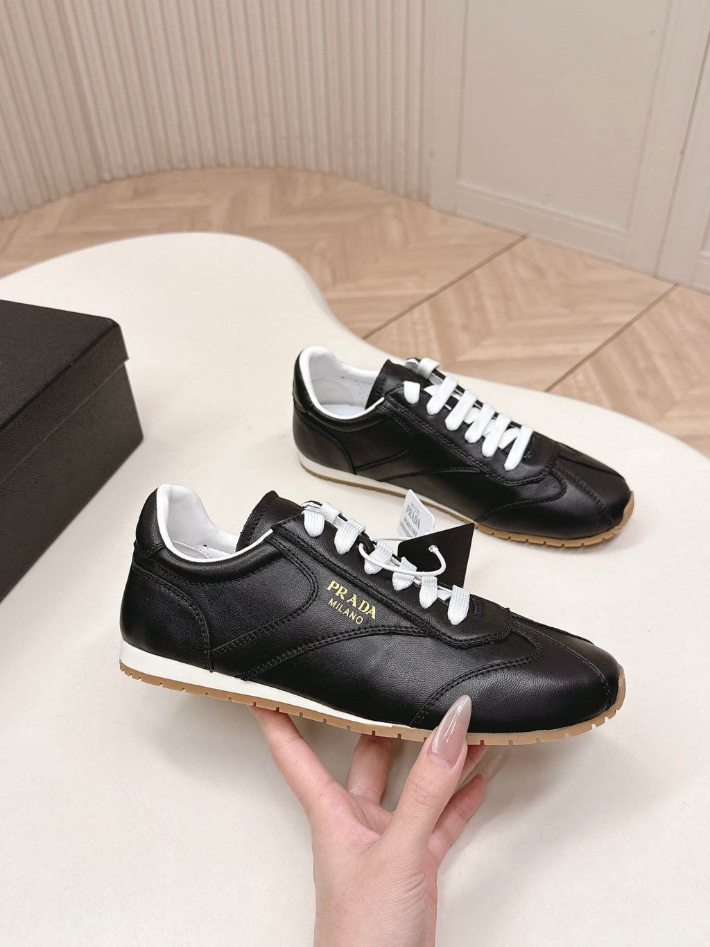 Prada 26ss German Training Black Leather 644228