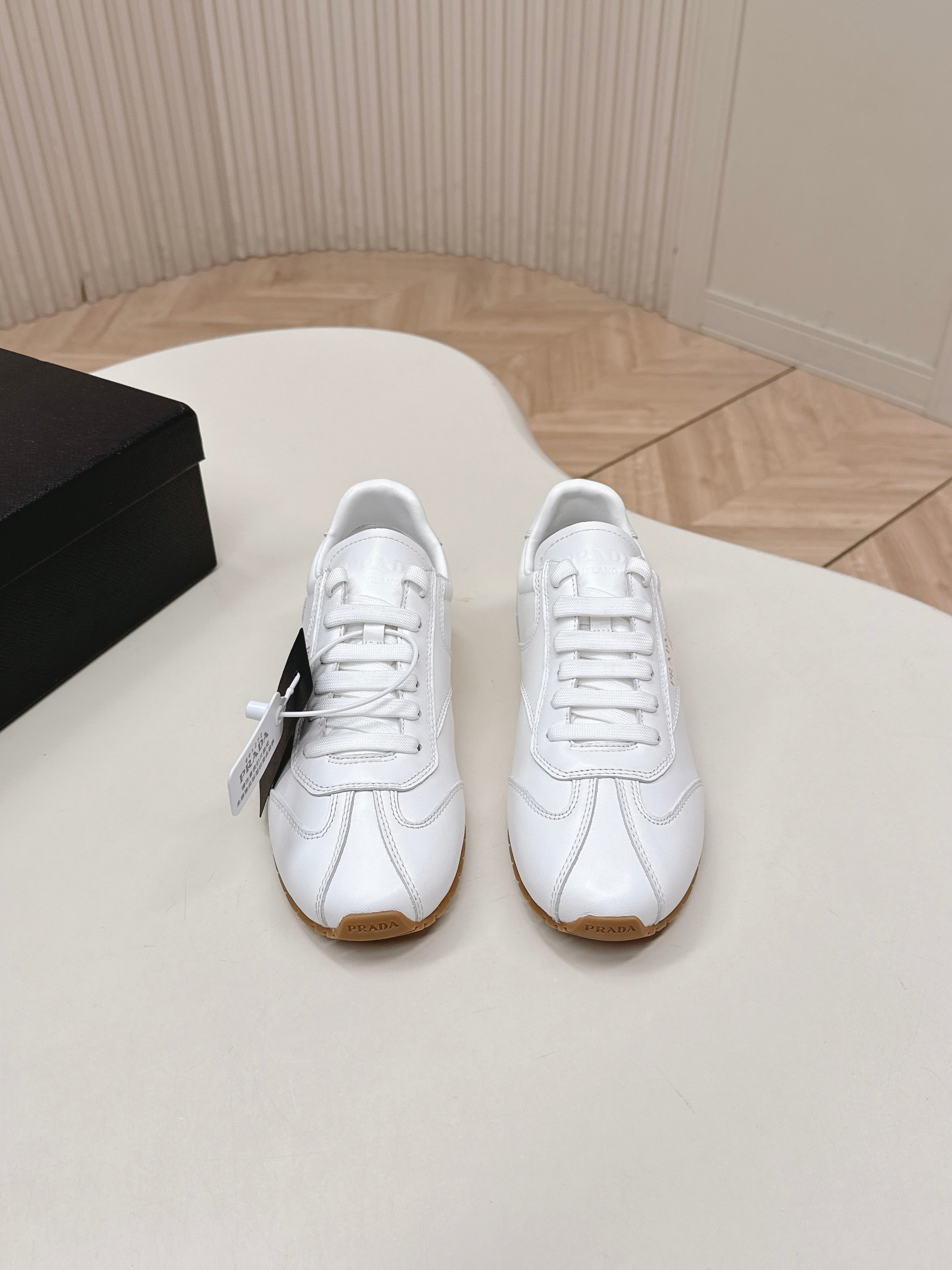 Prada 26ss German Training White Leather 644229