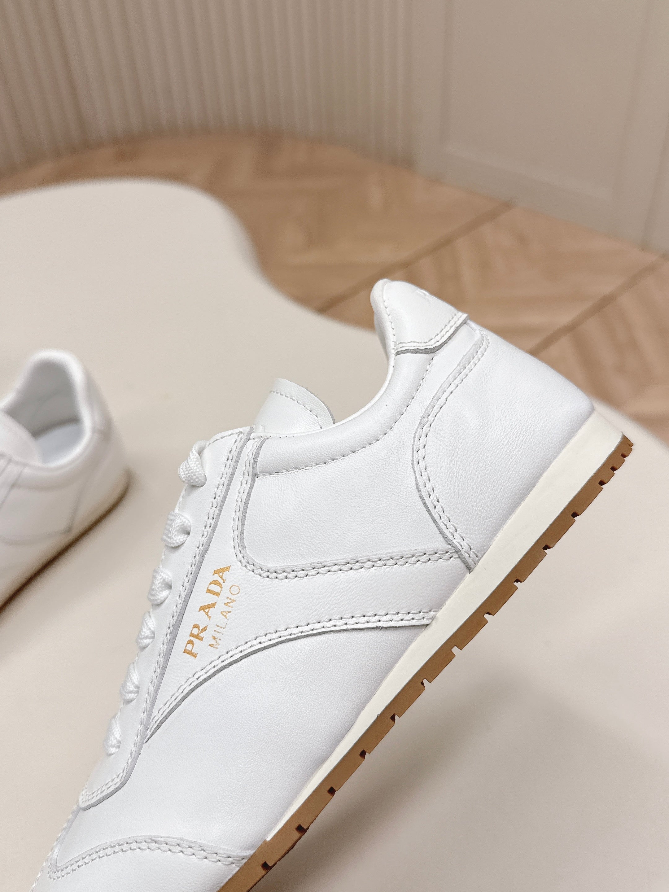 Prada 26ss German Training White Leather 644229