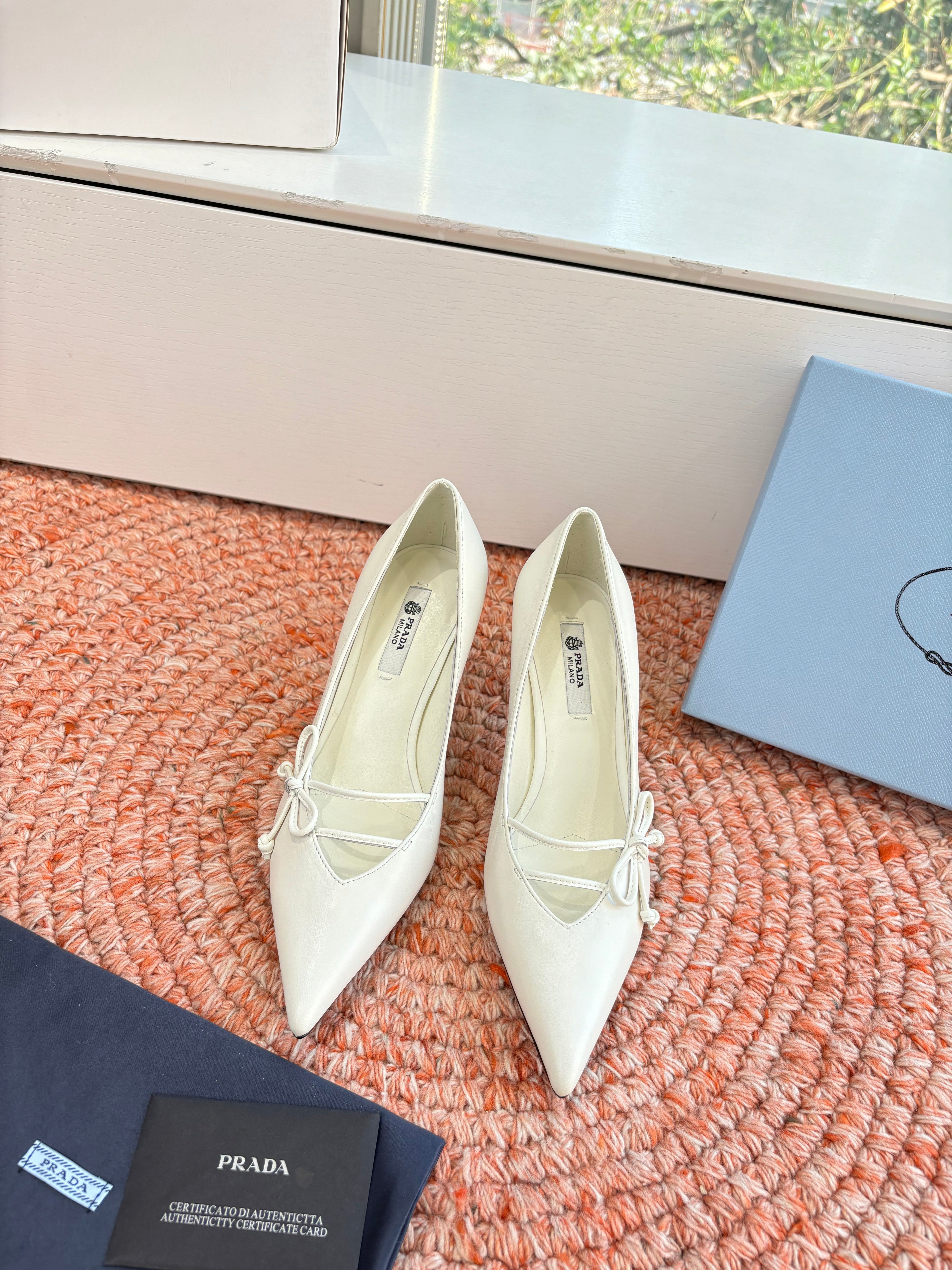 Prada G887 26s Slingback White Cowhide 604195