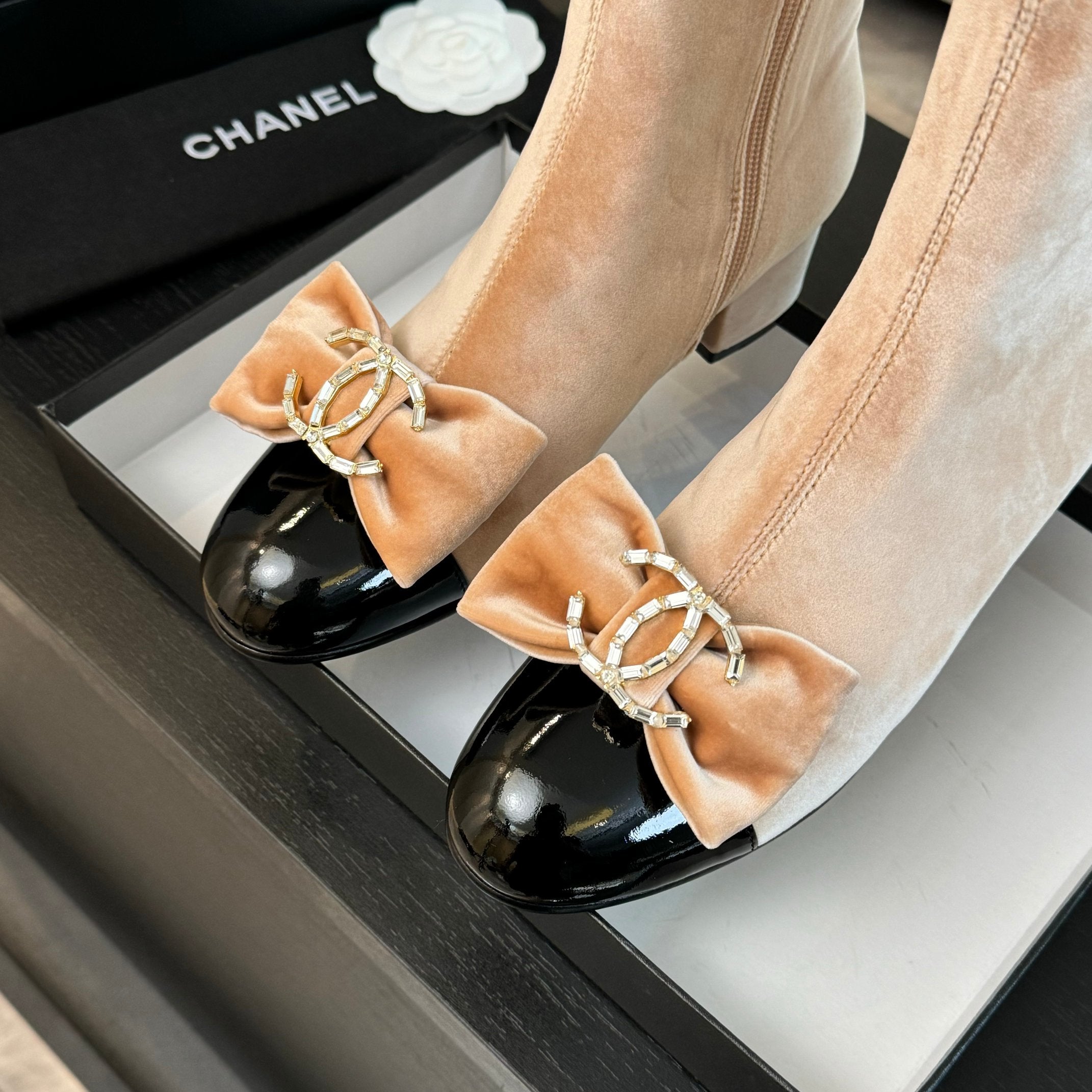 CHANEL SHORT BOOTS IN PEACH PINK VELVET AND BLACK LAMBSKIN