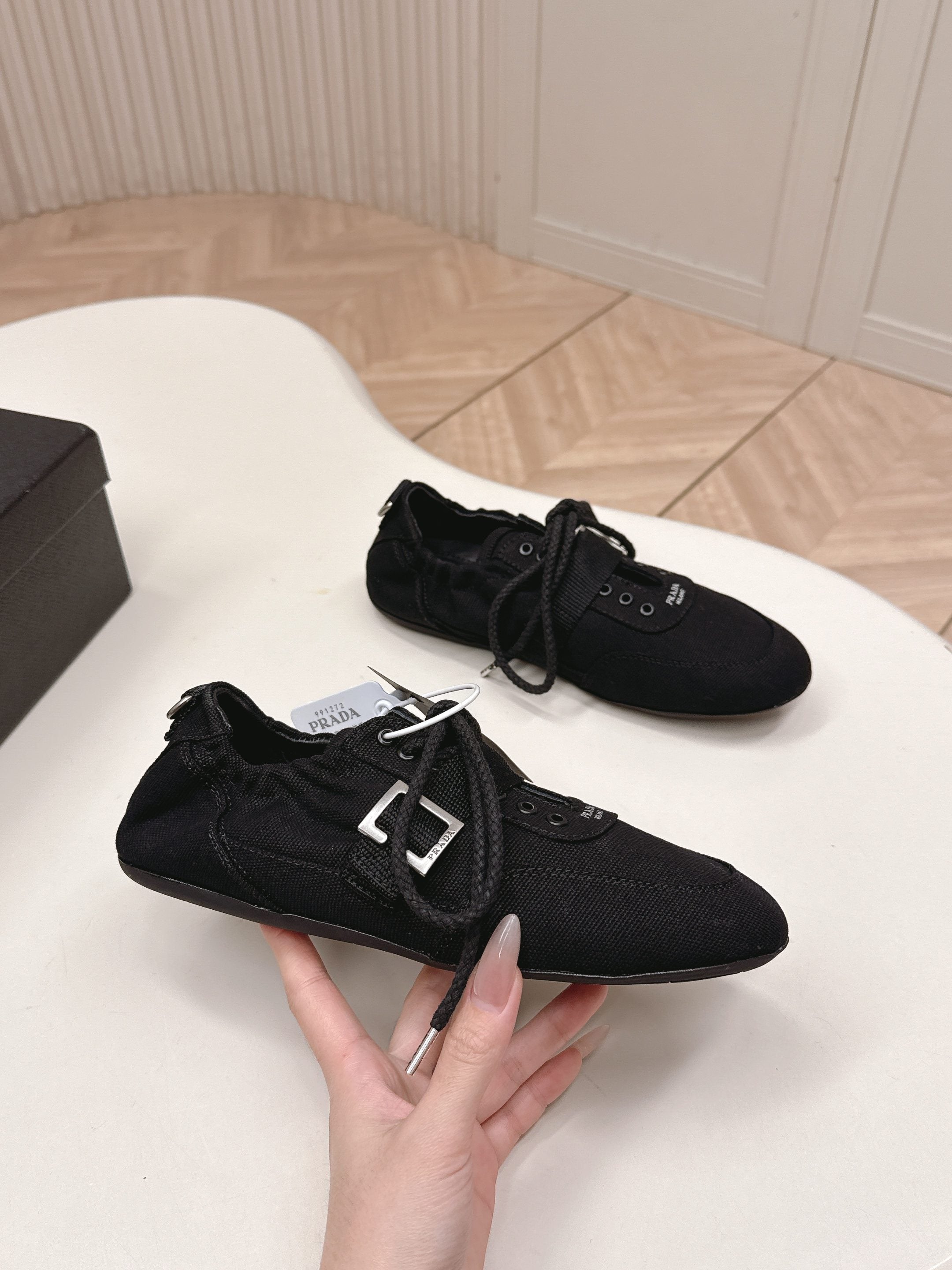 Prada 26s Casual Sneaker Black Canvas 644203