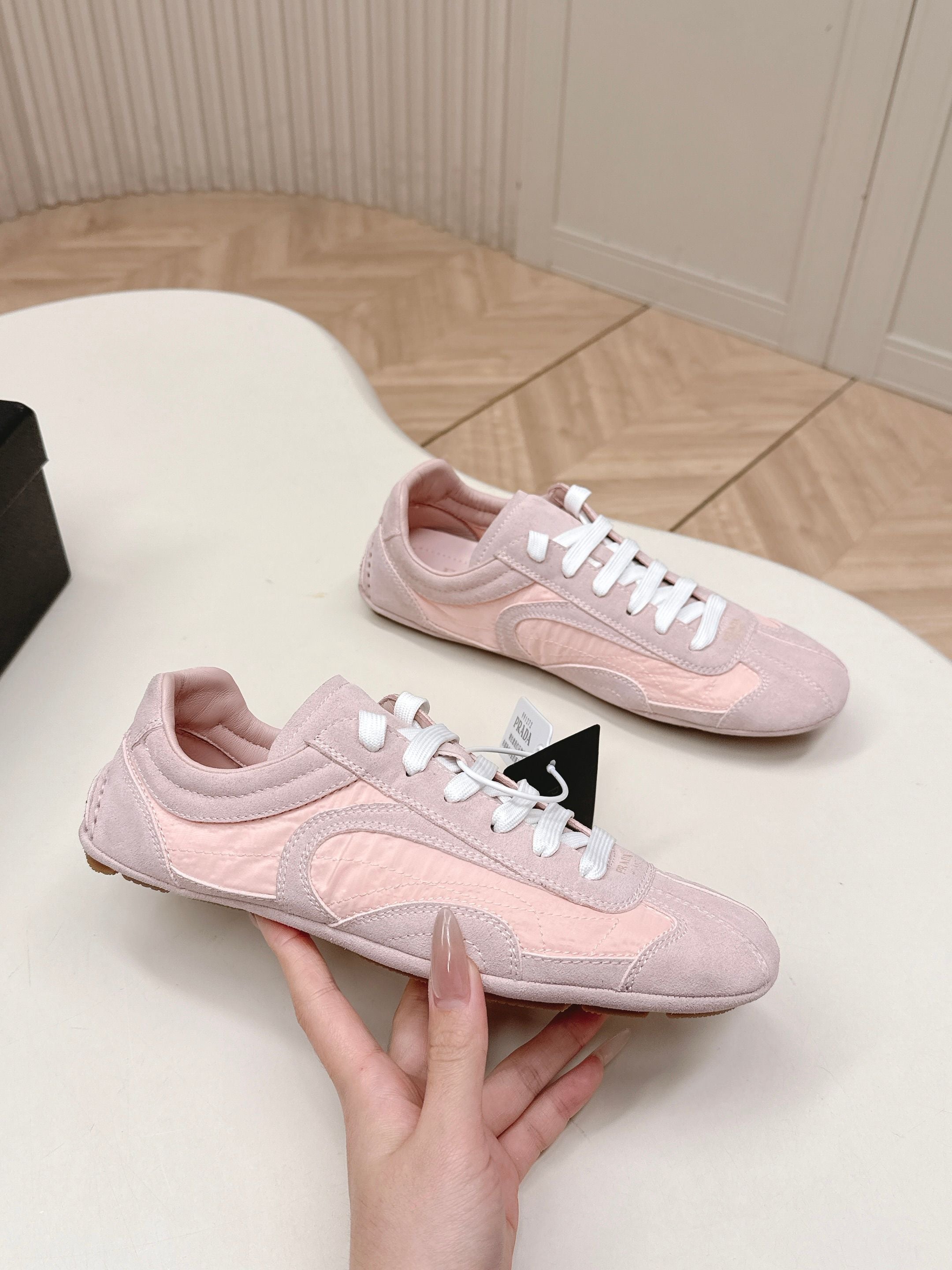 Prada 26ss German Training Light Pink Suede Re Nylon 644206
