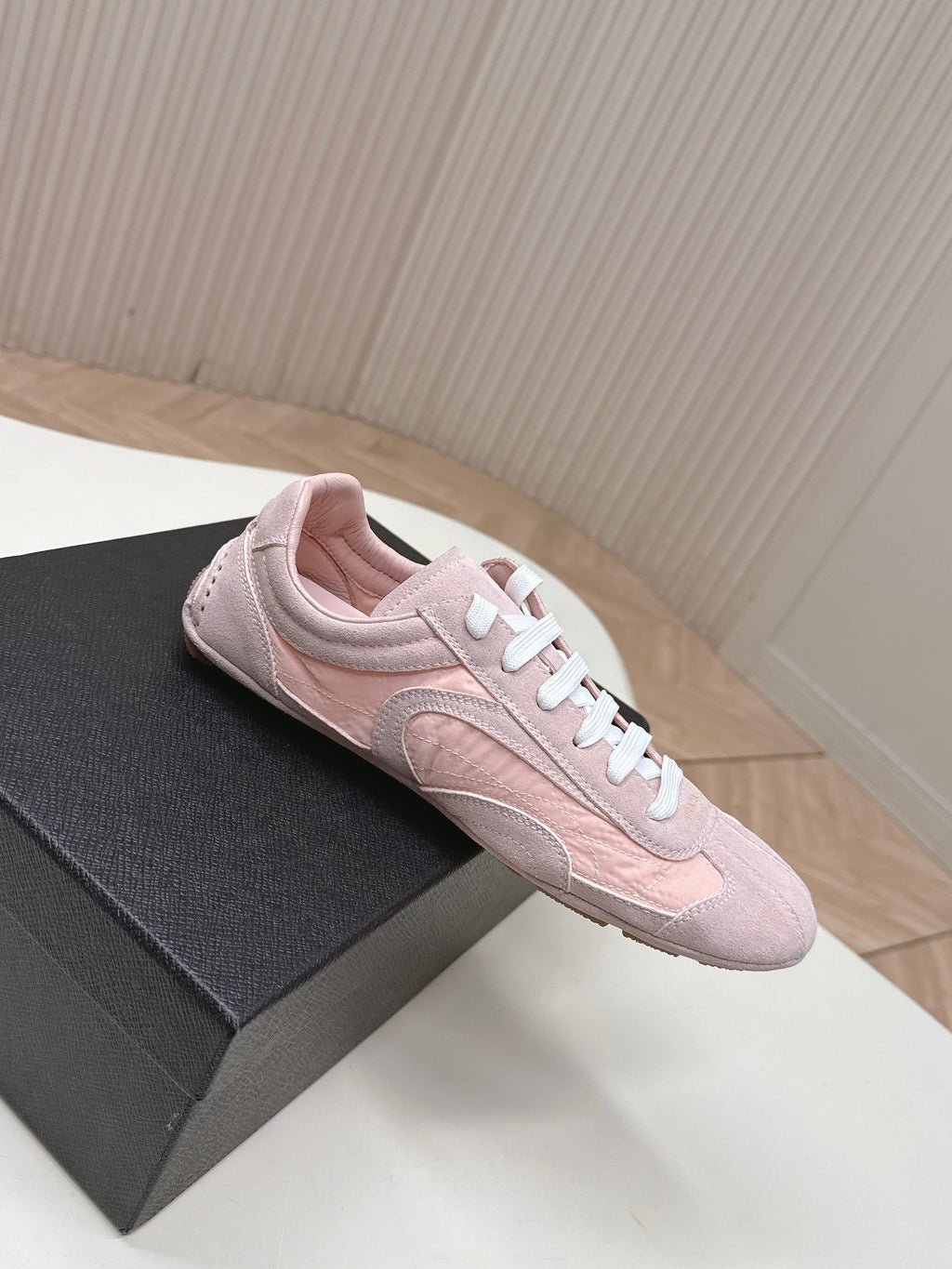 Prada 26ss German Training Light Pink Suede Re Nylon 644206