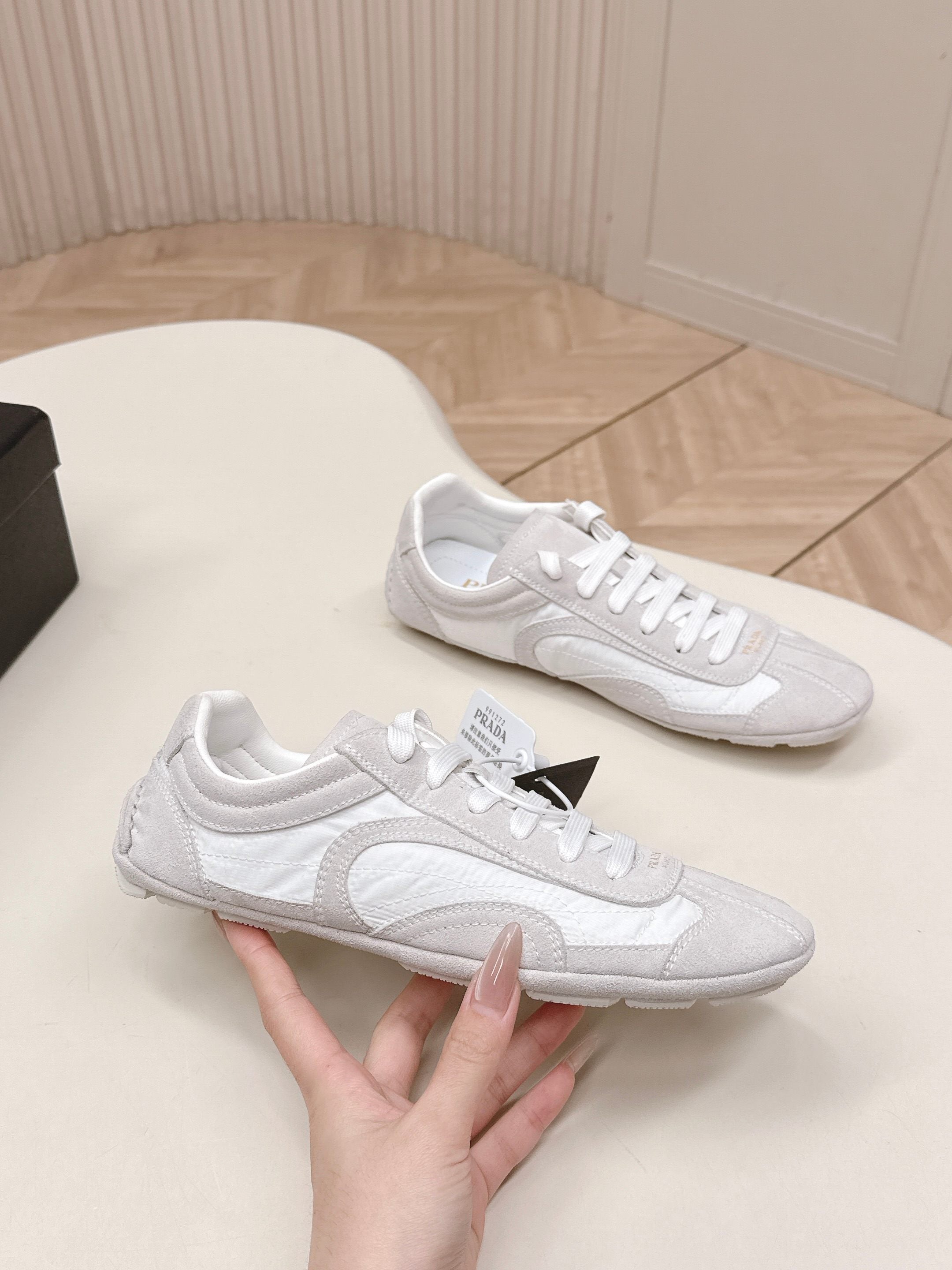 Prada 26ss German Training Light Grey Suede Re Nylon 644208
