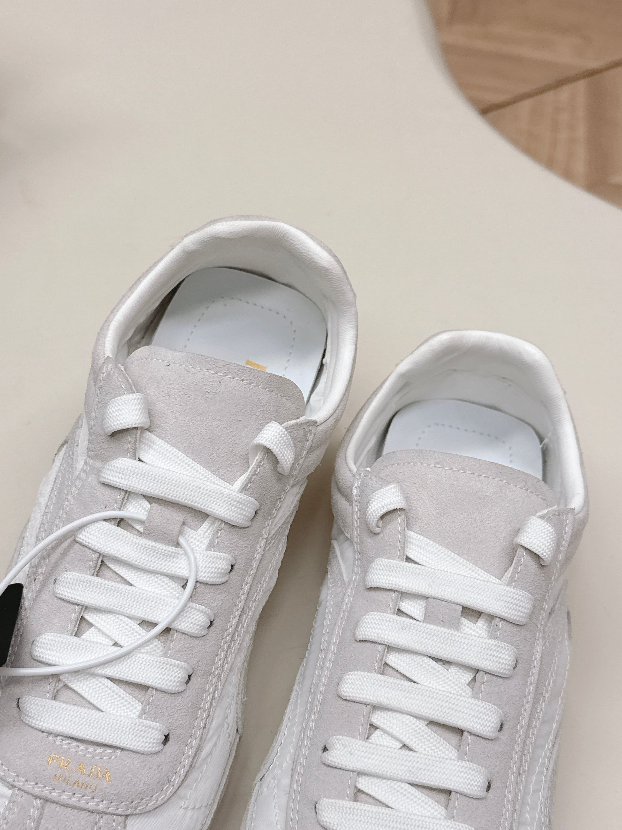 Prada 26ss German Training Light Grey Suede Re Nylon 644208