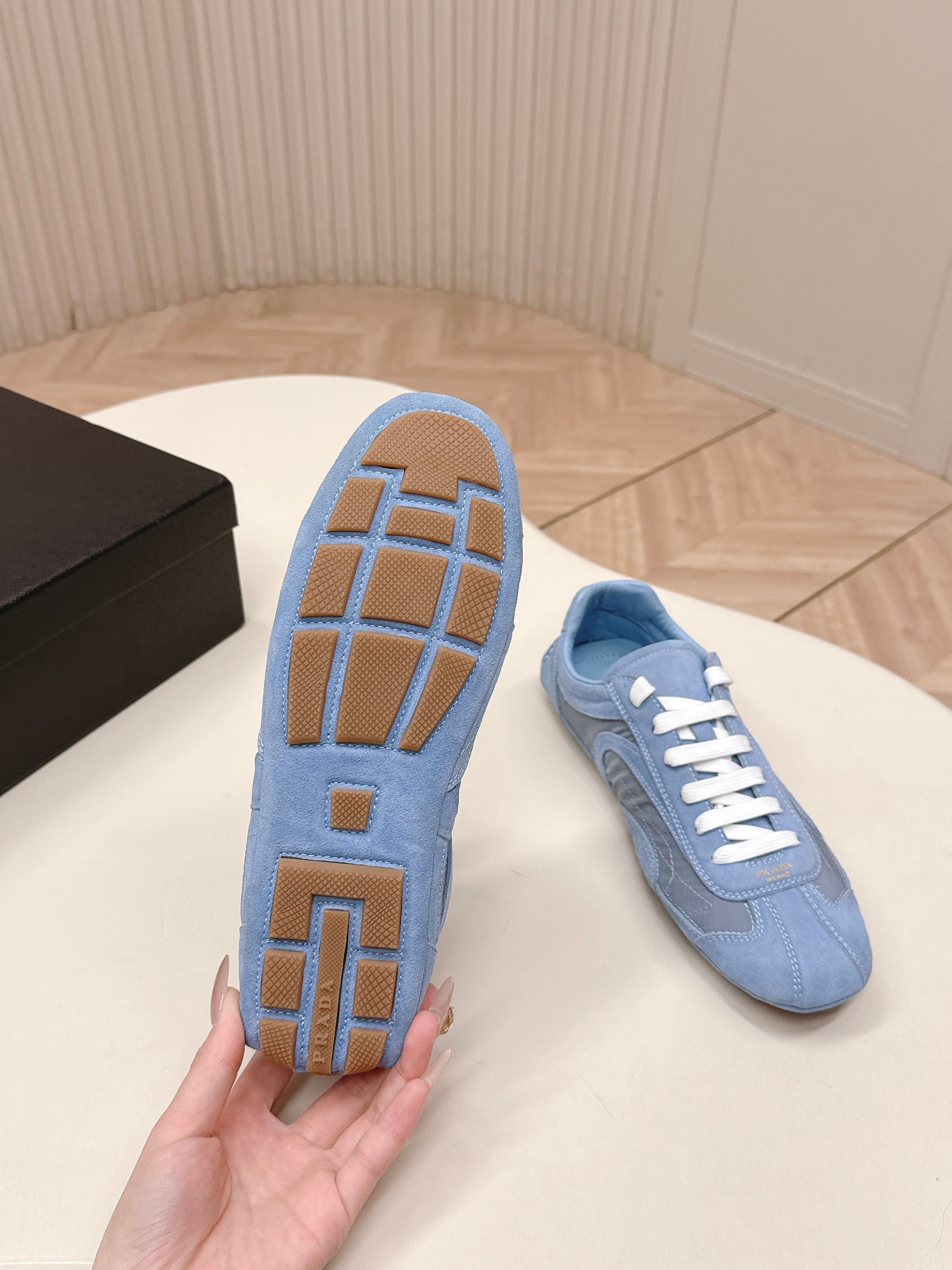 Prada 26ss German Training Light Blue Suede Re Nylon 644210