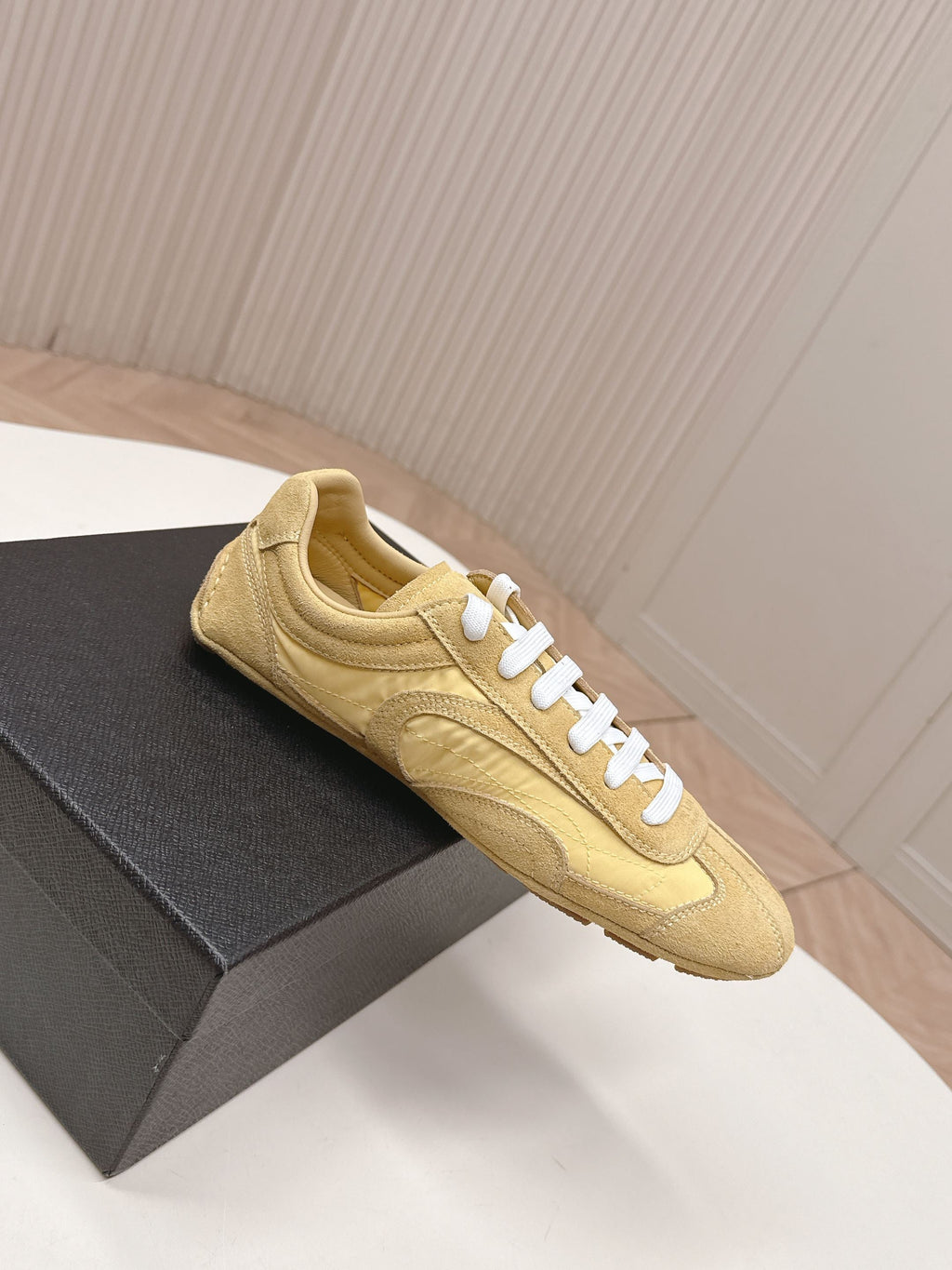 Prada 26ss German Training Light Brown Suede Re Nylon 644211
