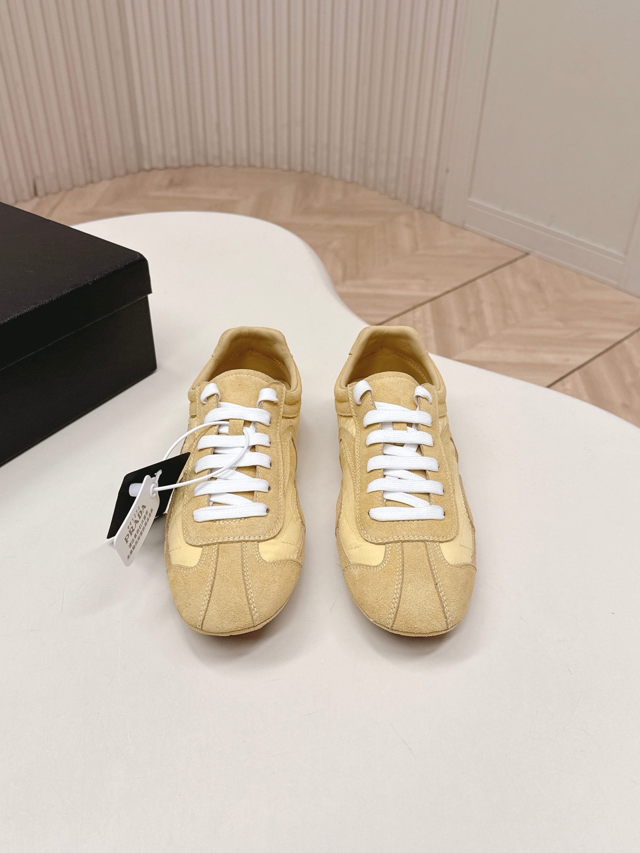 Prada 26ss German Training Light Brown Suede Re Nylon 644211