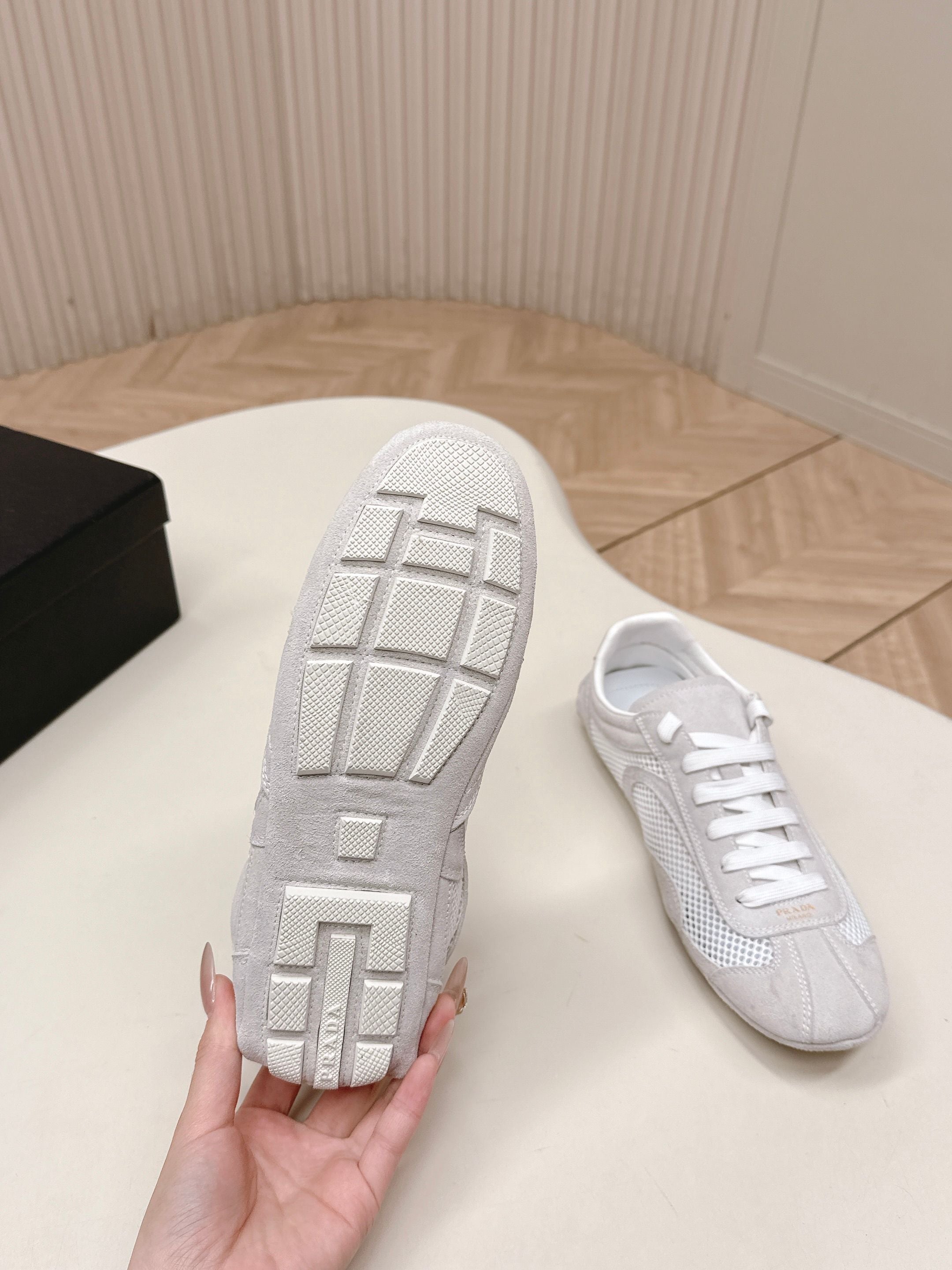 Prada 26ss German Training Light Grey Suede Mesh 644213
