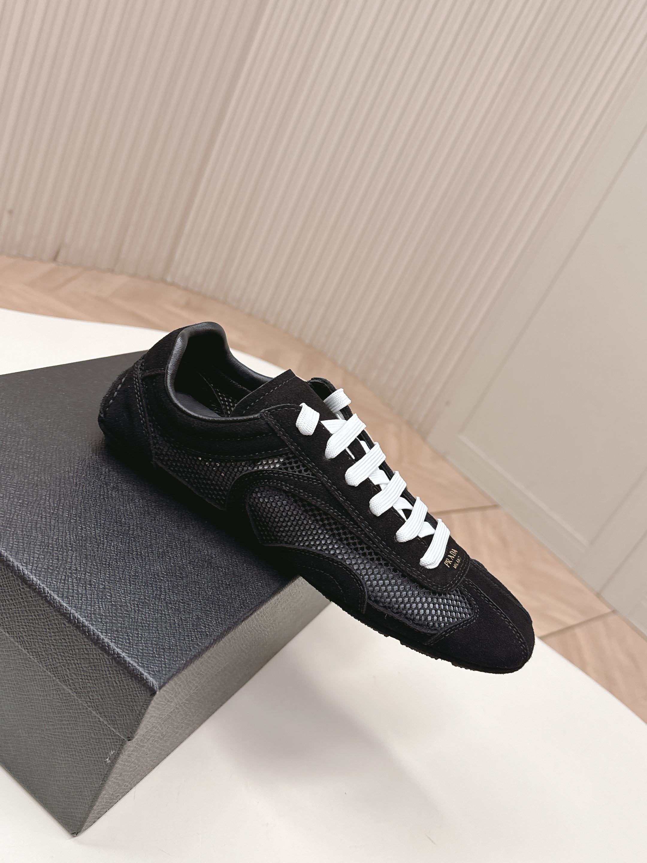 Prada 26ss German Training Black Suede Mesh 644215