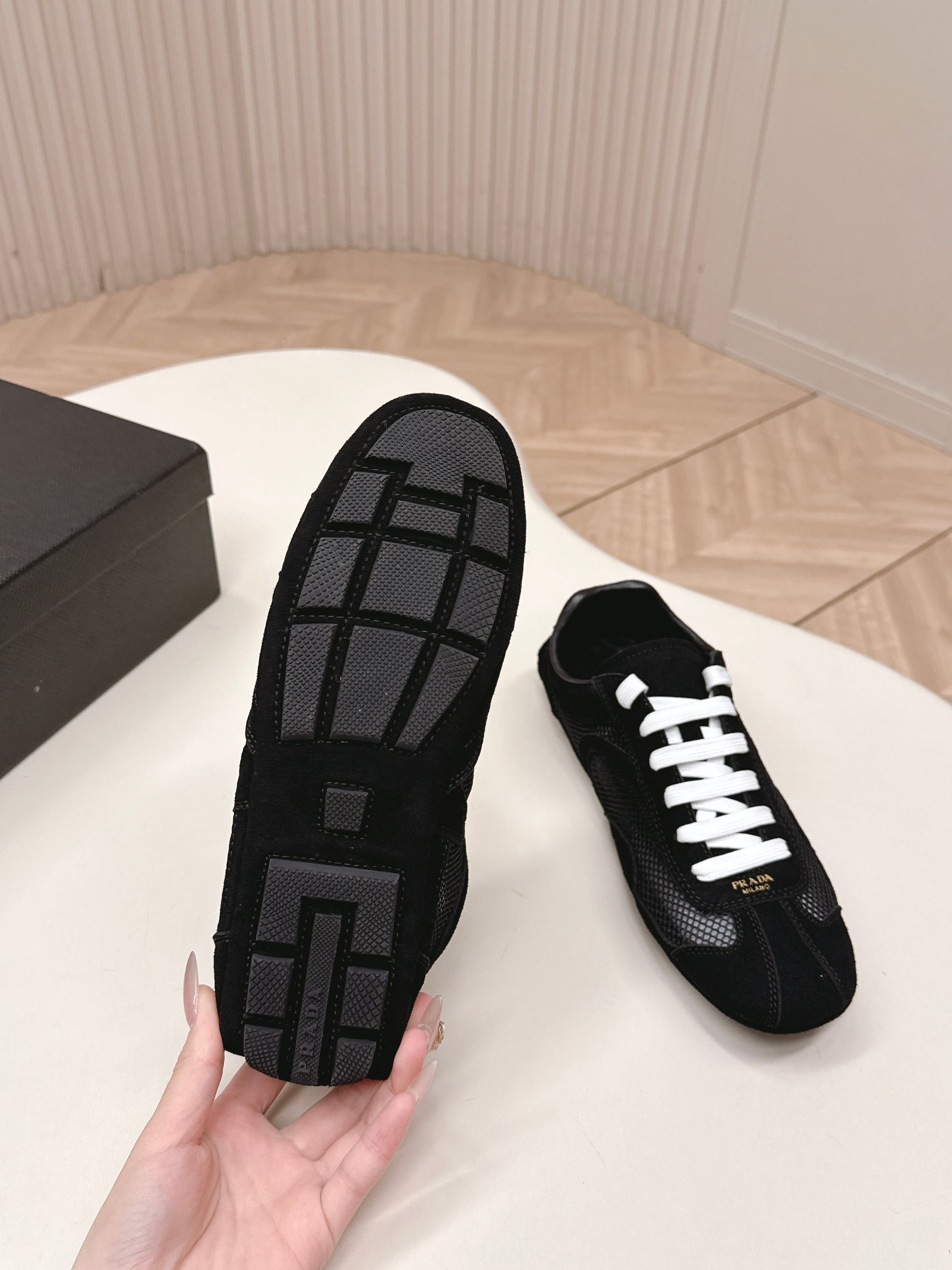 Prada 26ss German Training Black Suede Mesh 644215