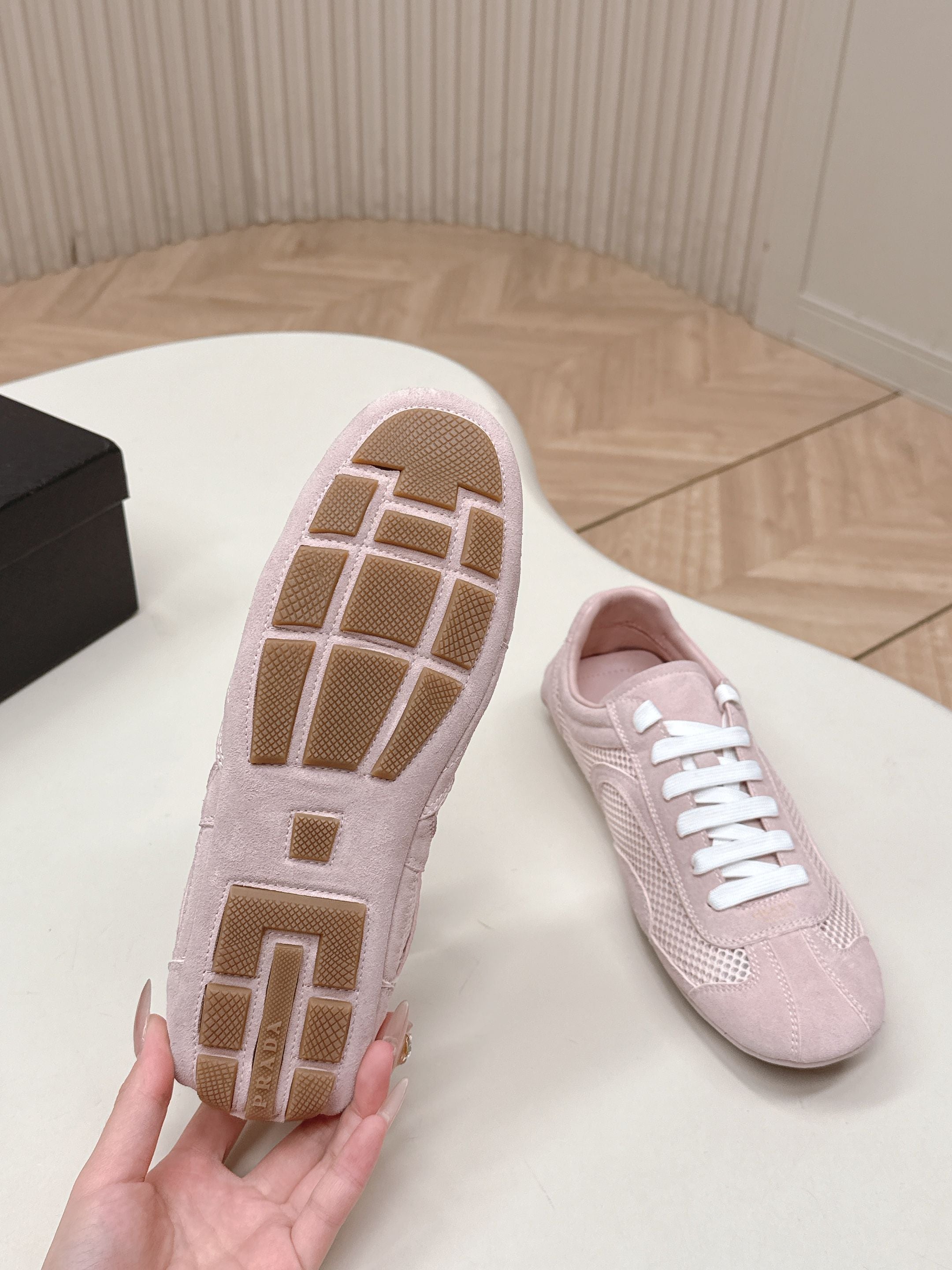 Prada 26ss German Training Light Pink Suede Mesh 644217