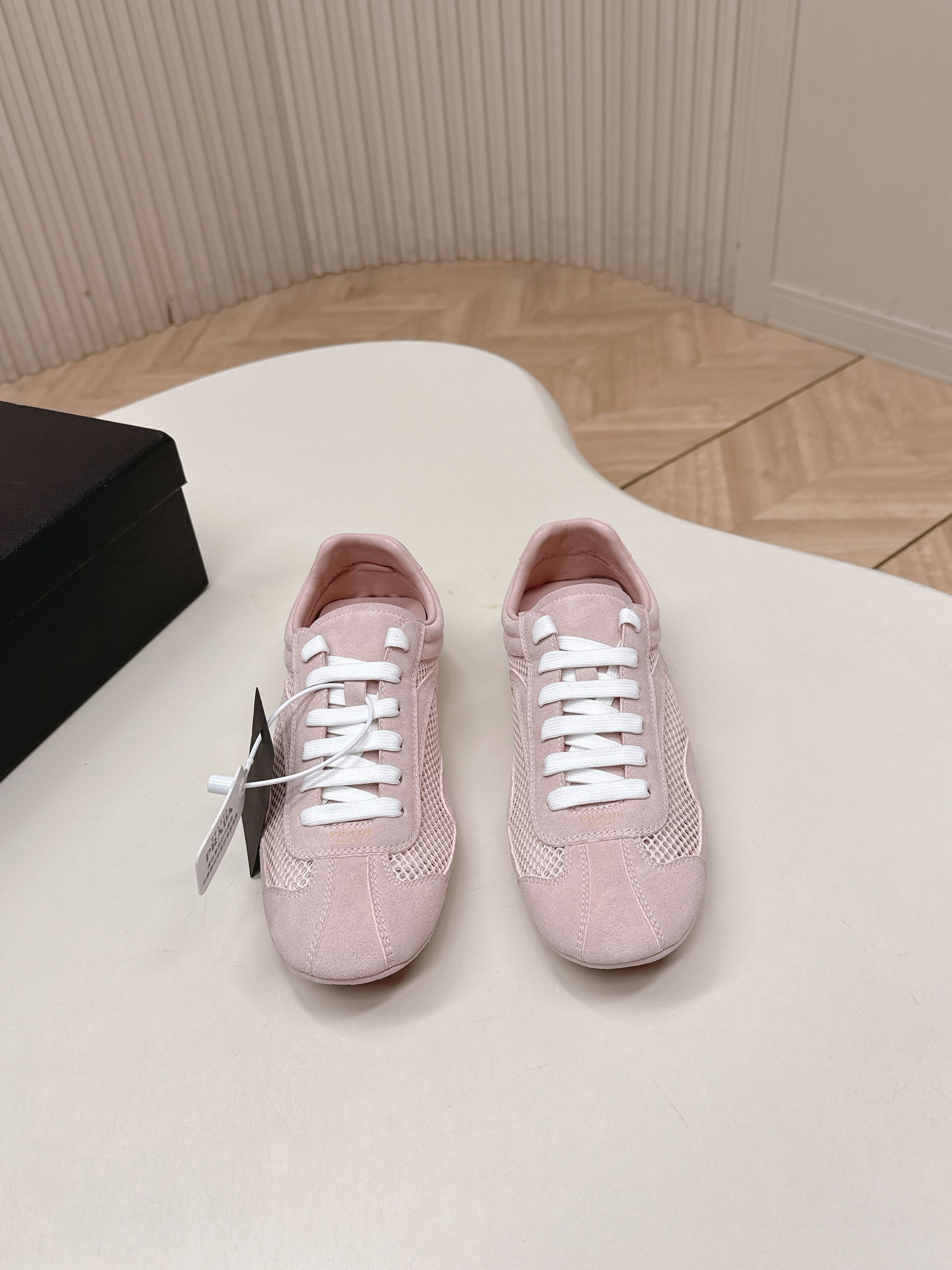Prada 26ss German Training Light Pink Suede Mesh 644217