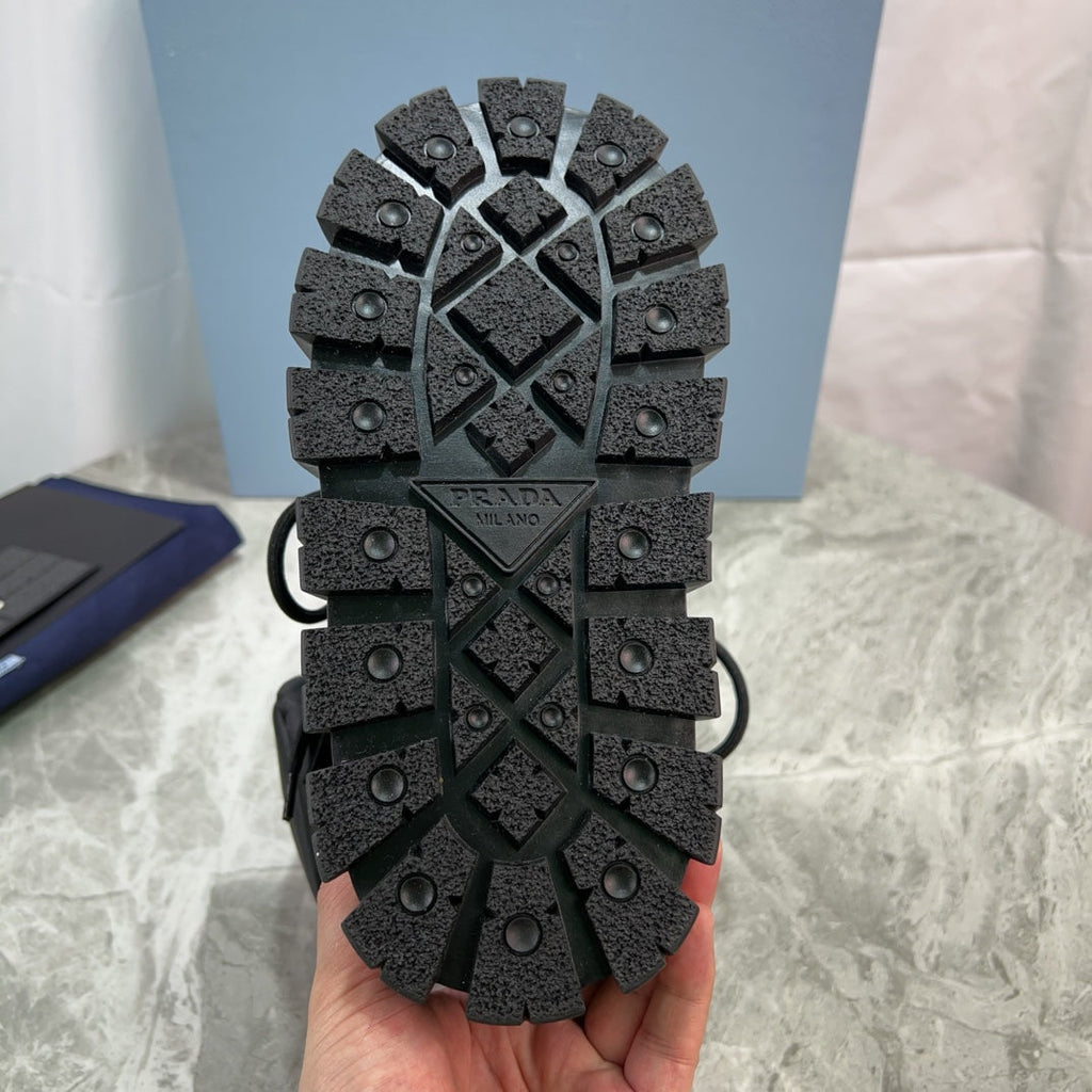 PRA Logo-Plaque Snow Boots With Pouch Black Recycled Polyamide Cowhide 454742