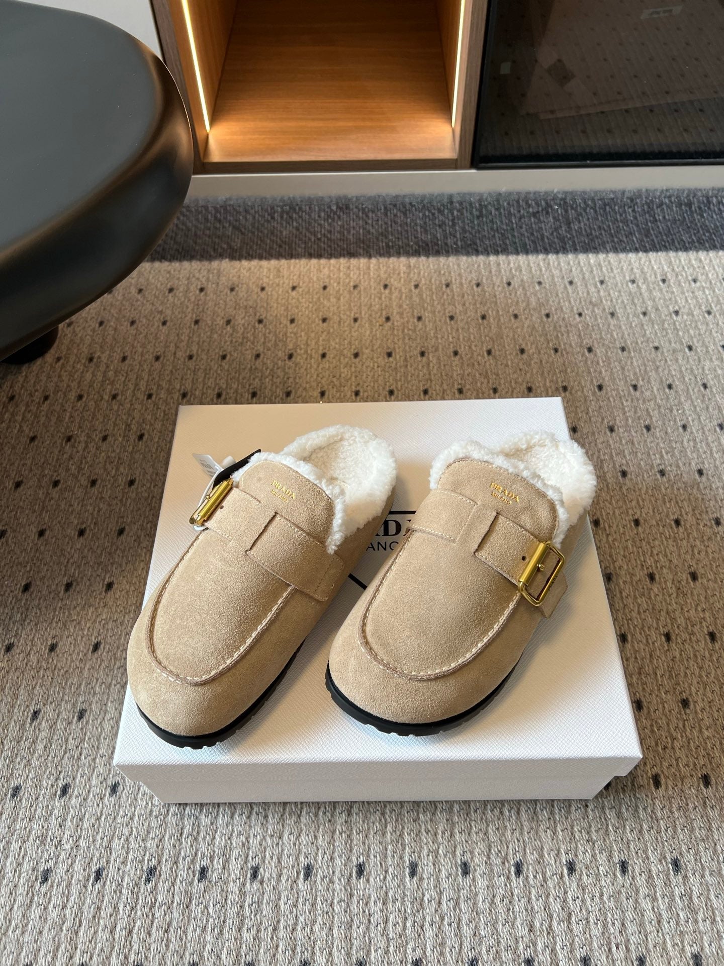 Prada 26s Clogs Desert Suede Shearling 971698