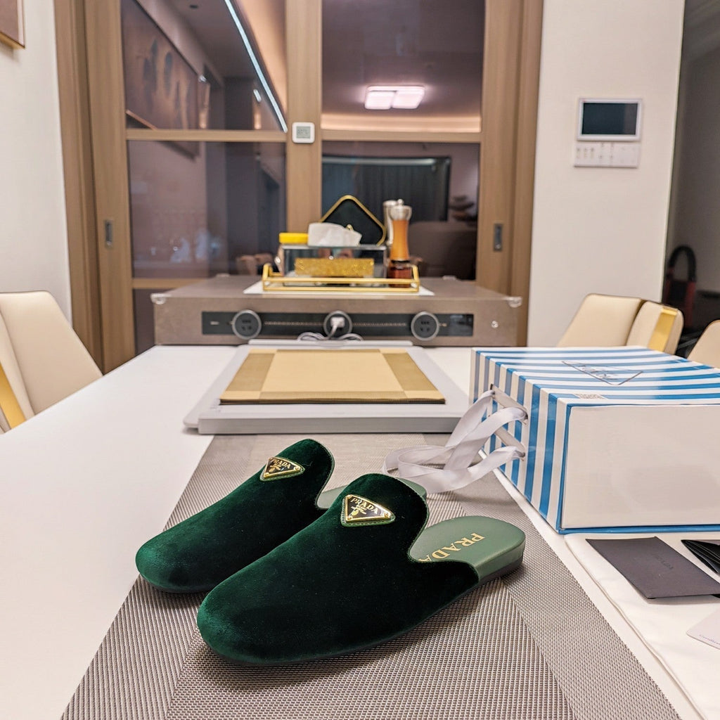 Prad 26s Square Toe Slippers In Dark Green Velvet