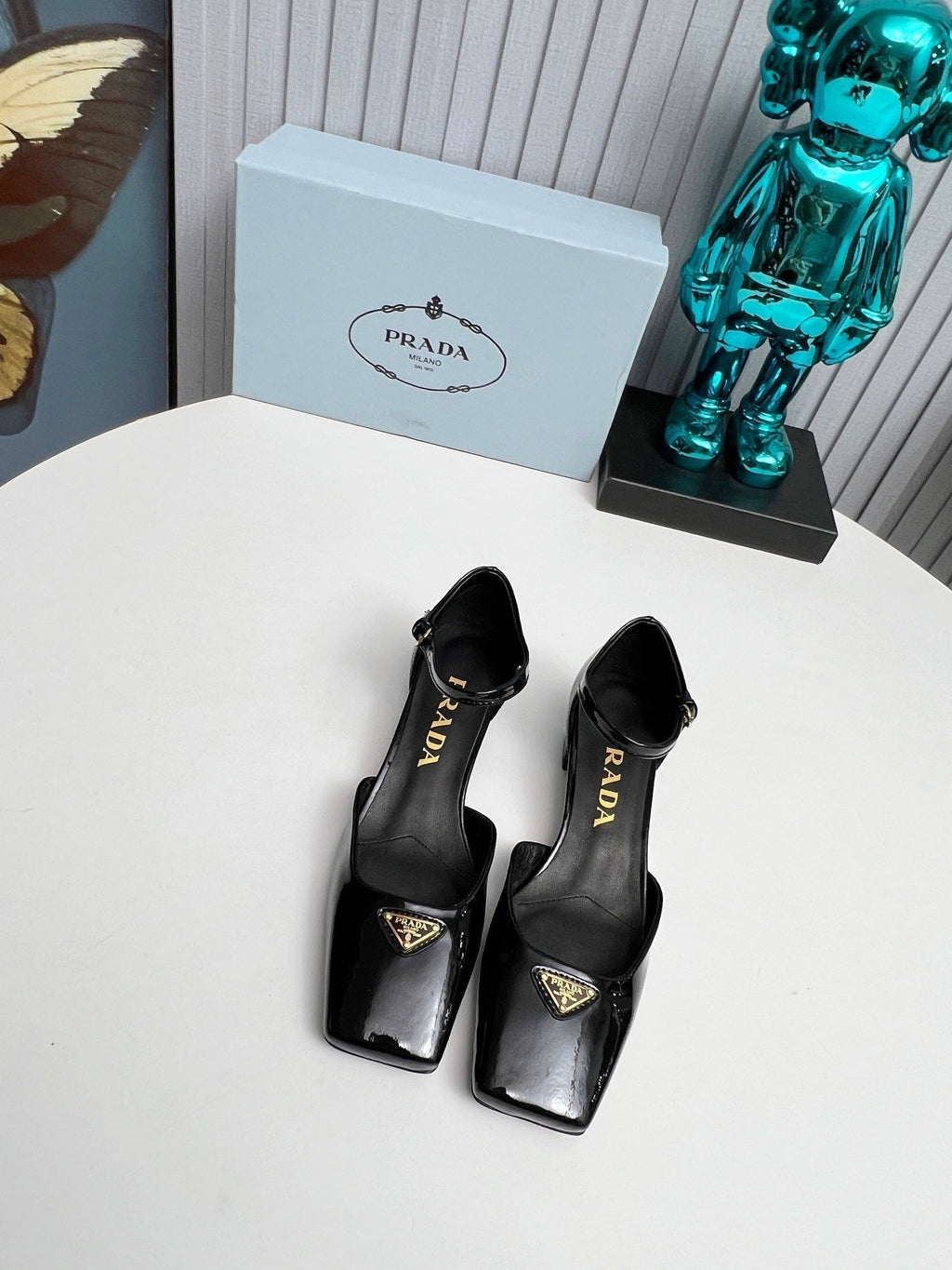 Prad 26s Ankle Strap Pumps 40mm In Black Patent Calfskin Triangle Logo
