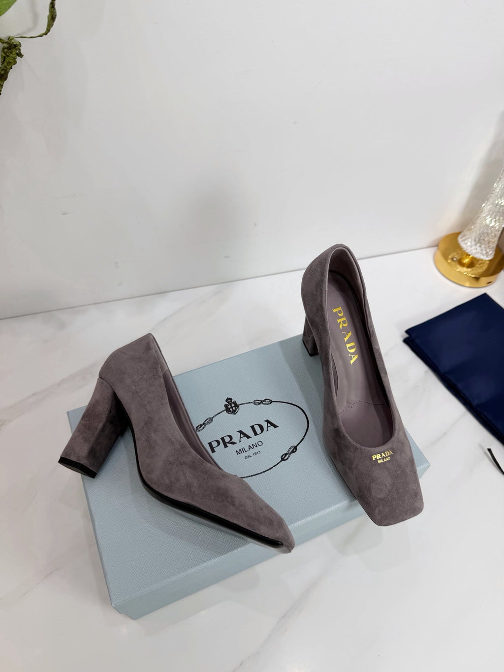 PRA 26SS Square-toe Block Heels 85 Dark Gray Suede 592361