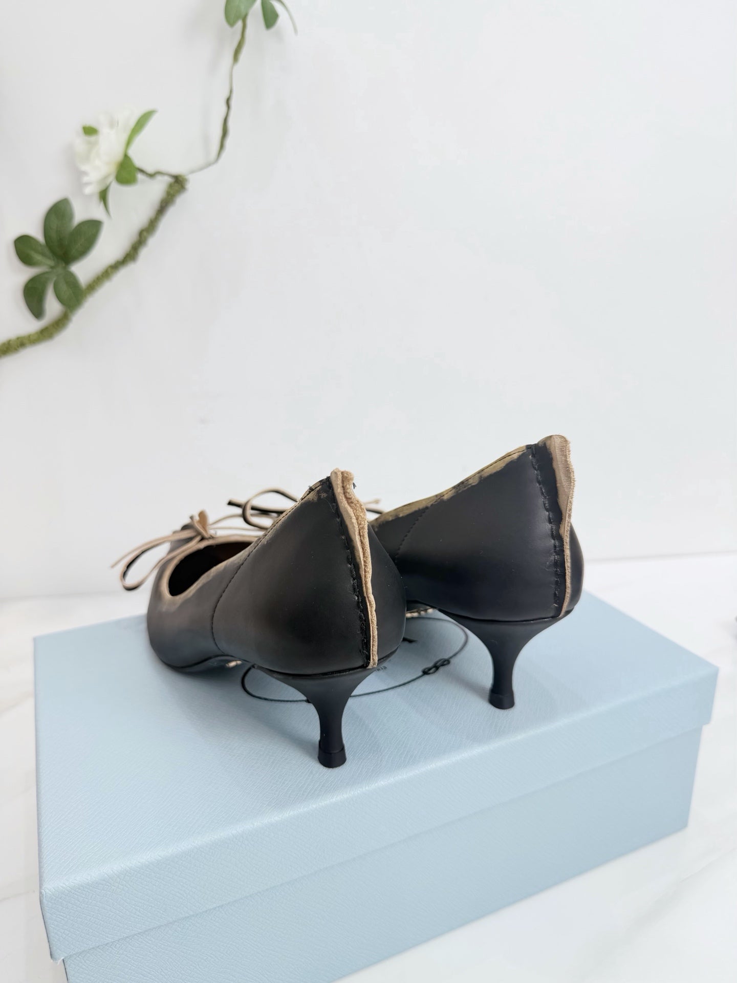 PRA 26SS Pump 55 Black Beige Cowhide 592405