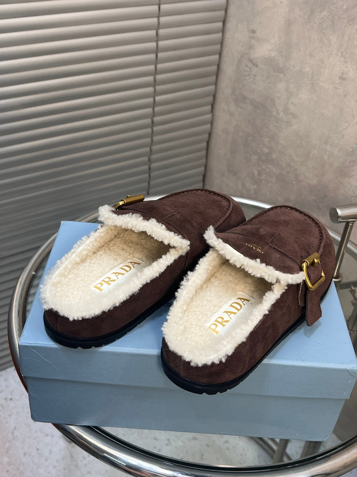 Prad 26s Mules Coffee Suede Shearing 952901