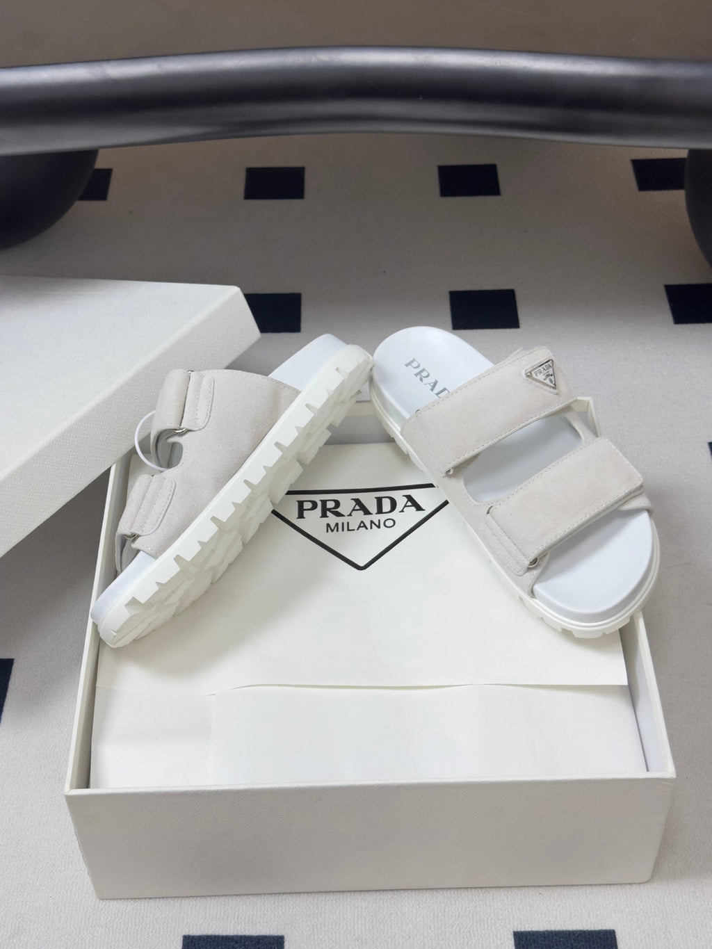 Pra 26s Band Sandals White Suede 834764