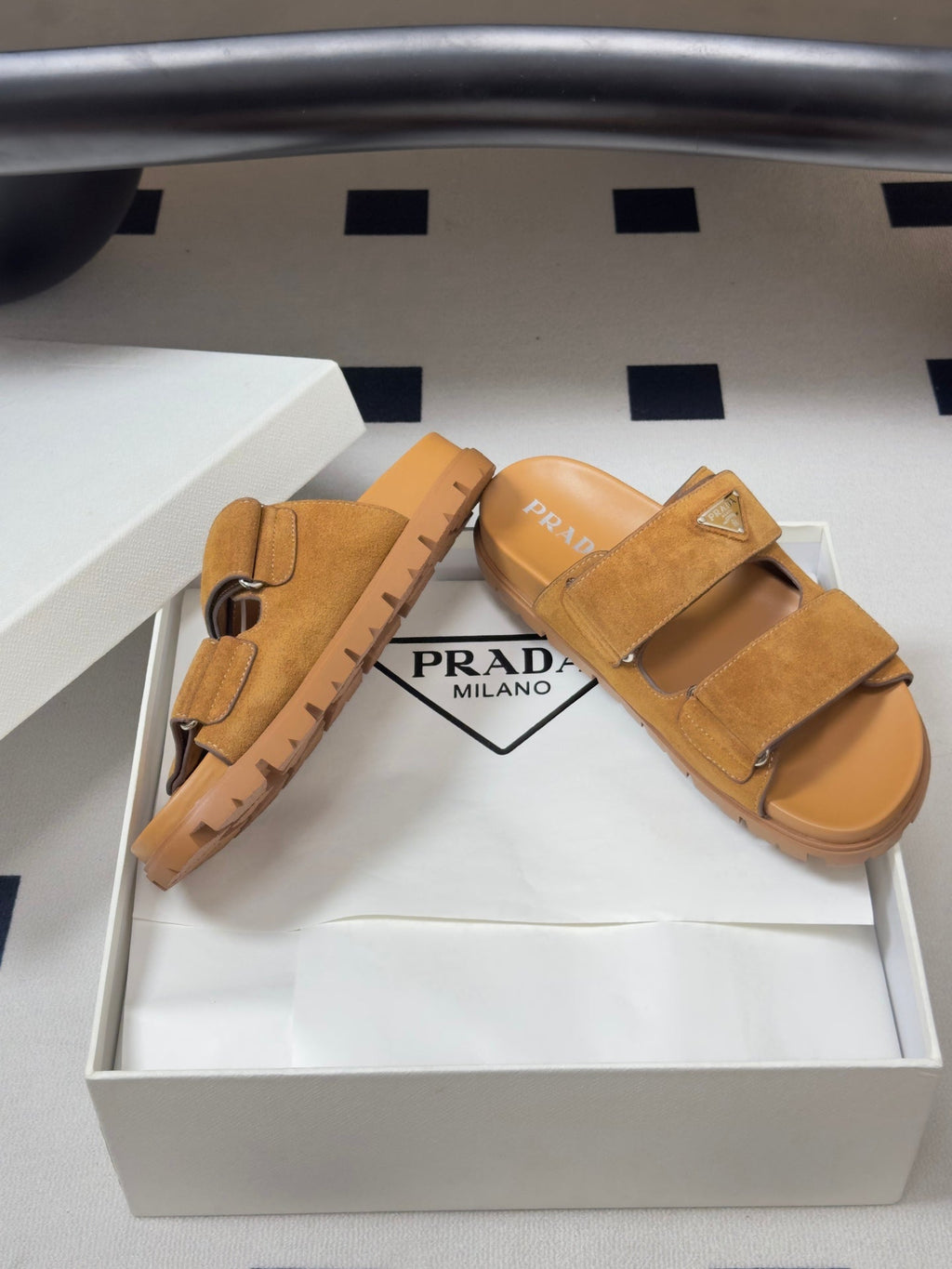Pra 26s Band Sandals Tan Brown Suede 834766