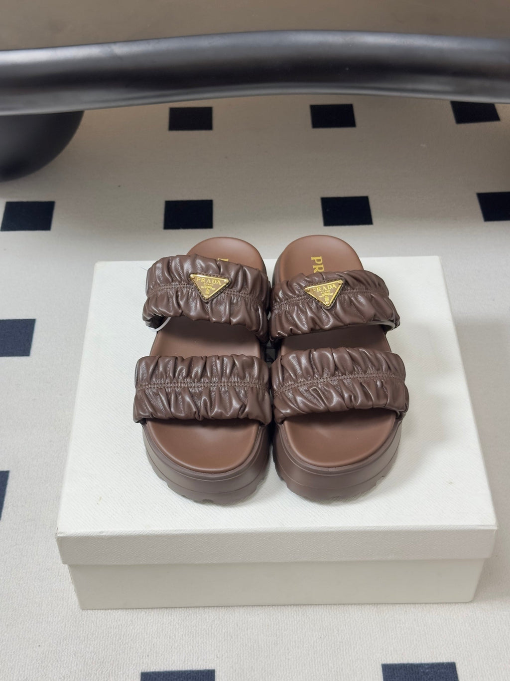 Pra 26s Flatform Slides Brown Matelassé Leather 834767.