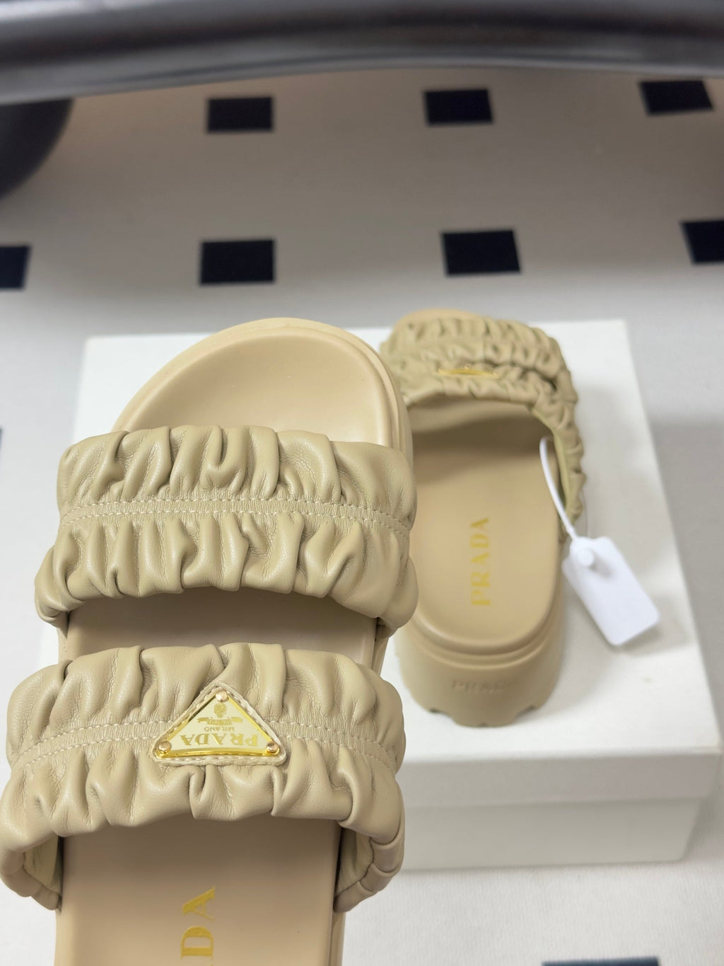 Pra 26s Flatform Slides Beige Matelassé Leather 834768