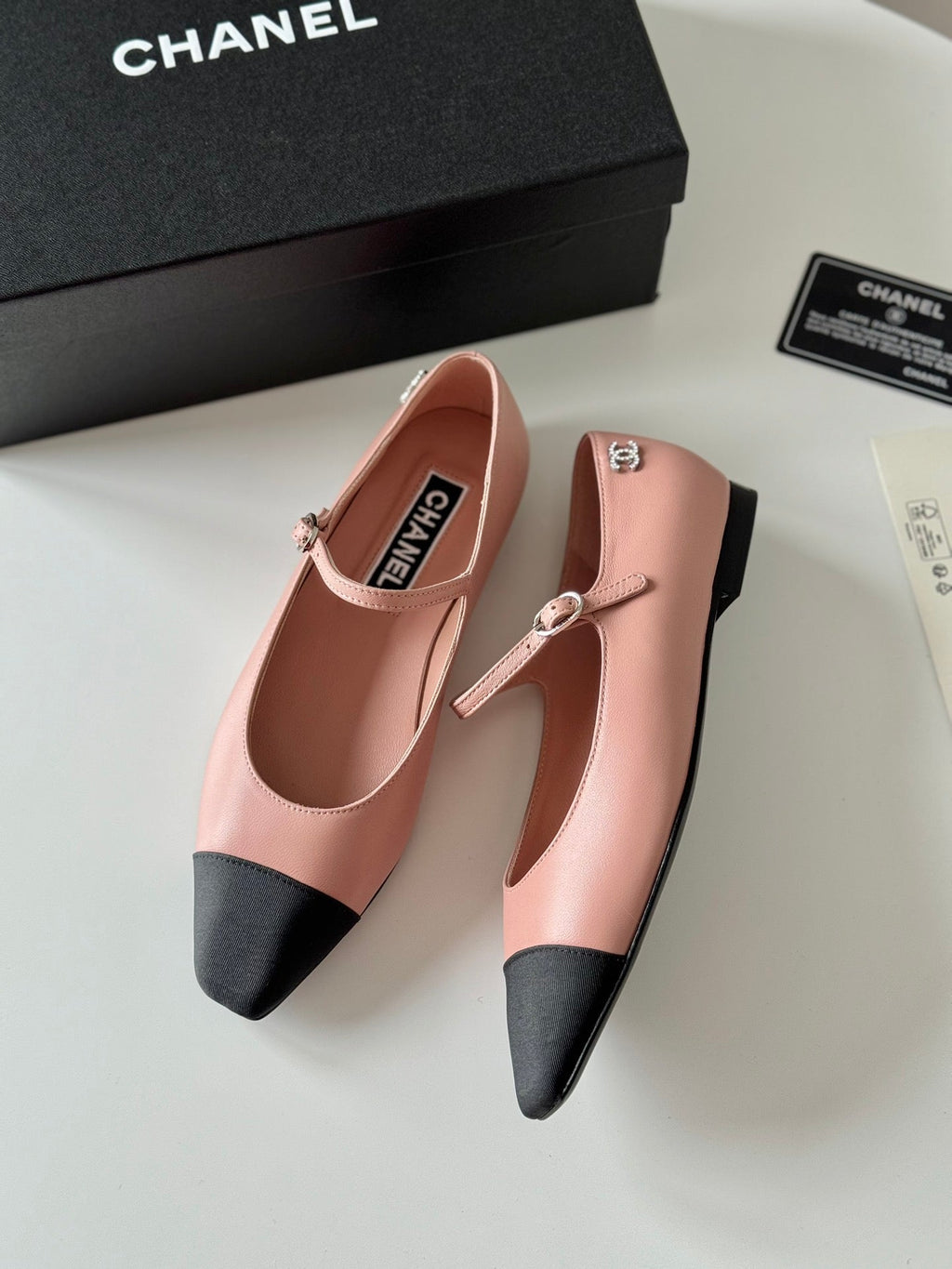 CHANEL MARY JANE LIGHT PINK MIX BLACK CALFSKIN