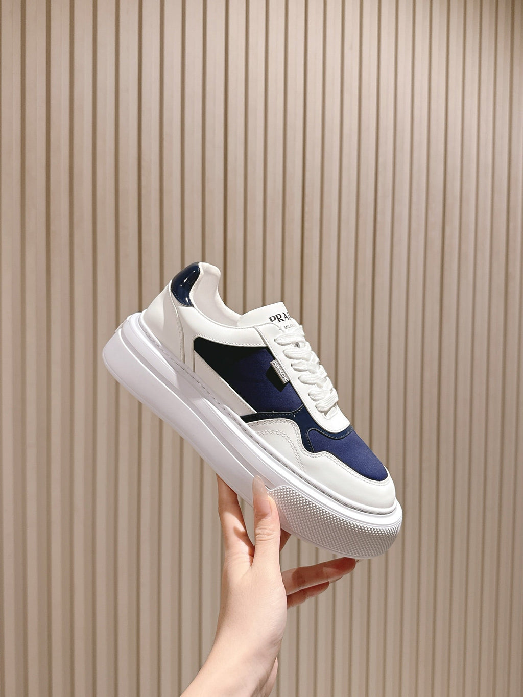 PRA 25s Low-Top Sneakers White/Blue Leather & Fabric 449697