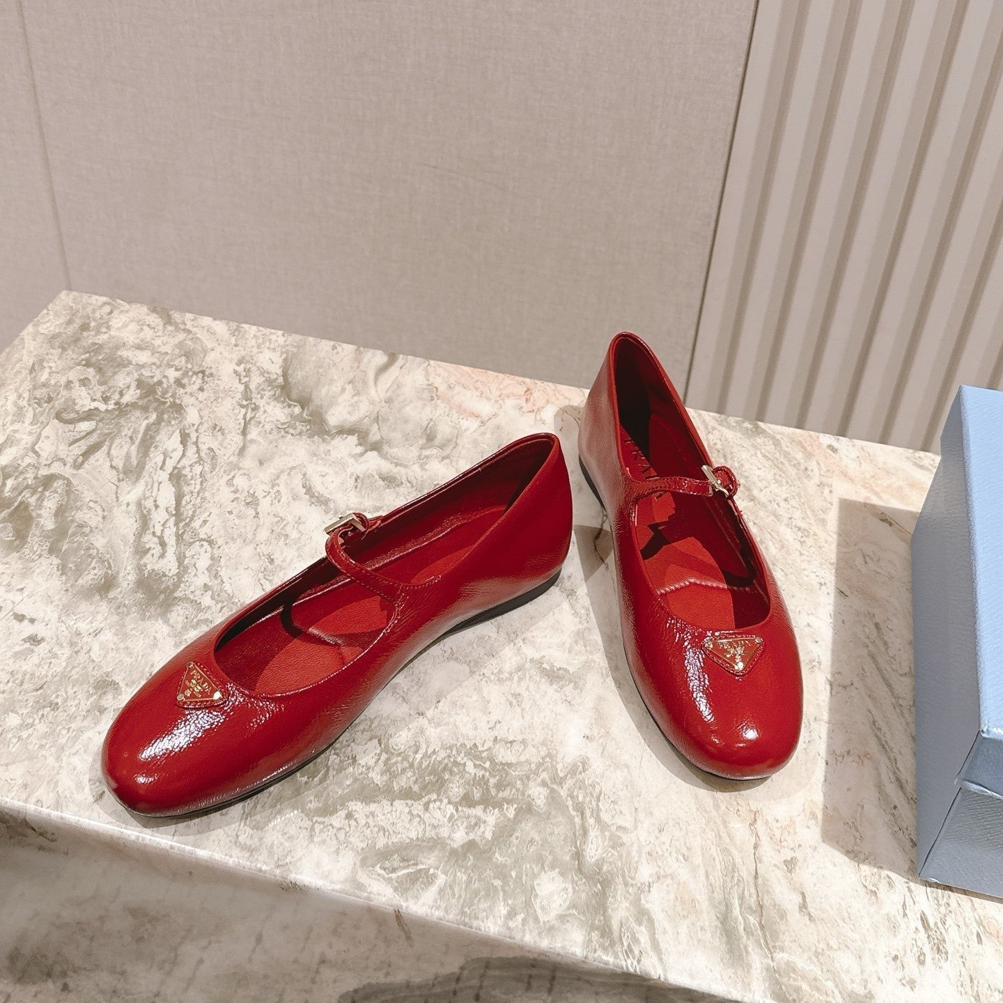 PRA 25s Ballet Flats with Small Buckle Red Shiny Cowhide 449712