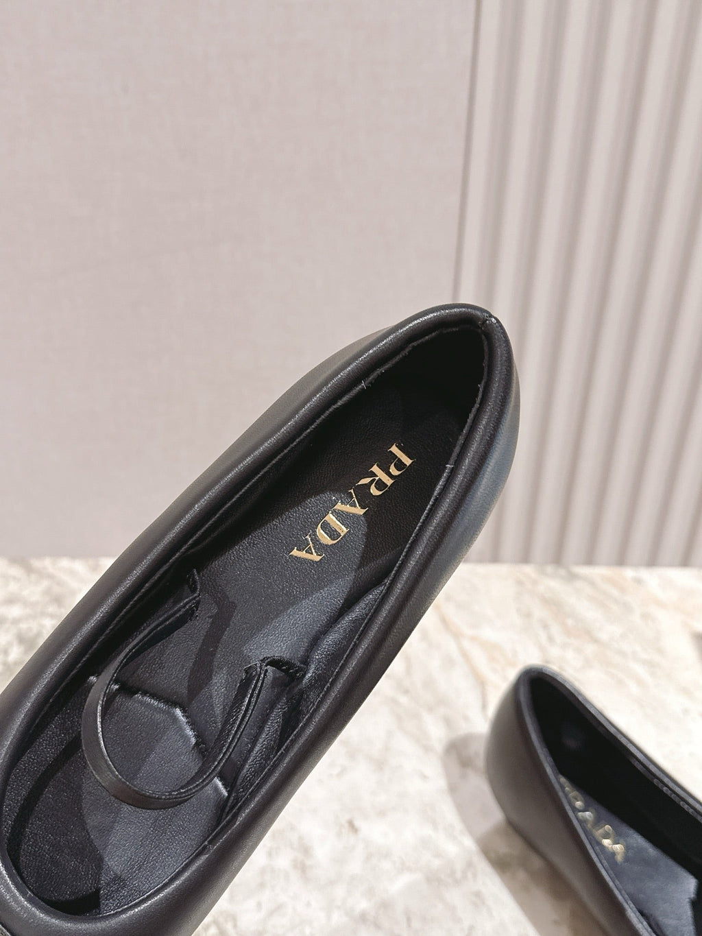 PRA 25s Ballet Flats Black Cowhide 449718