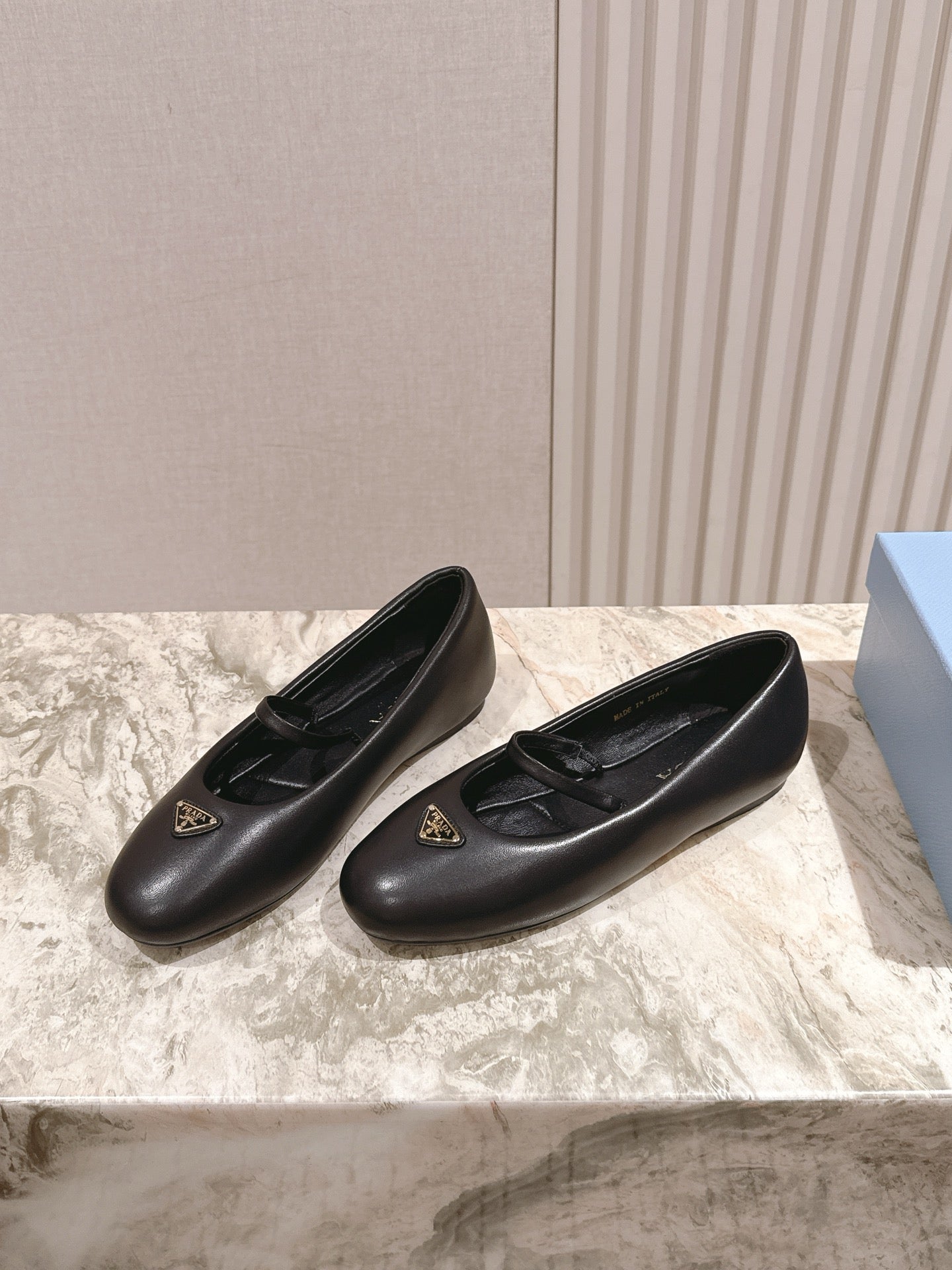 PRA 25s Ballet Flats Black Cowhide 449718