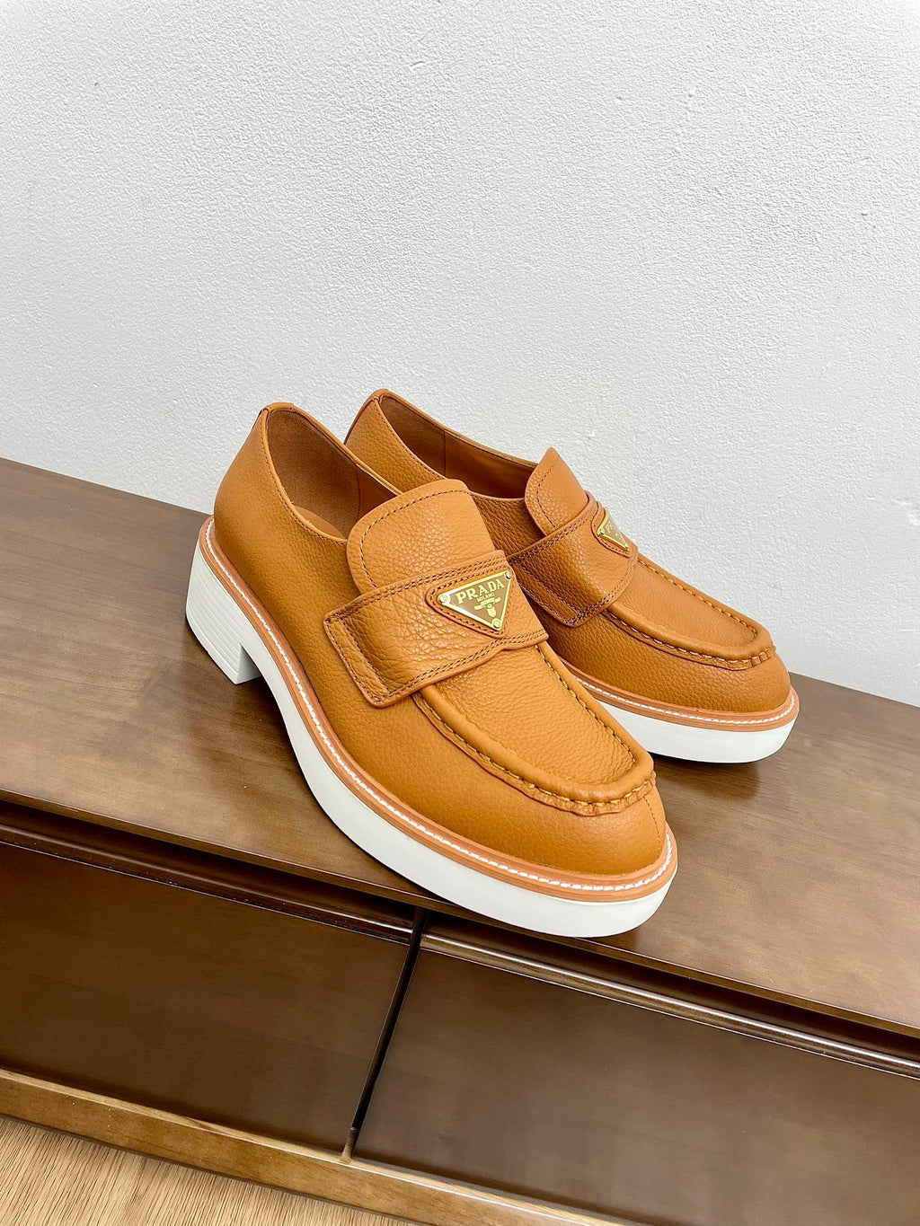 PRA CHOCOLATE BRUSHED LOAFERS BRONZE CALFSKIN
