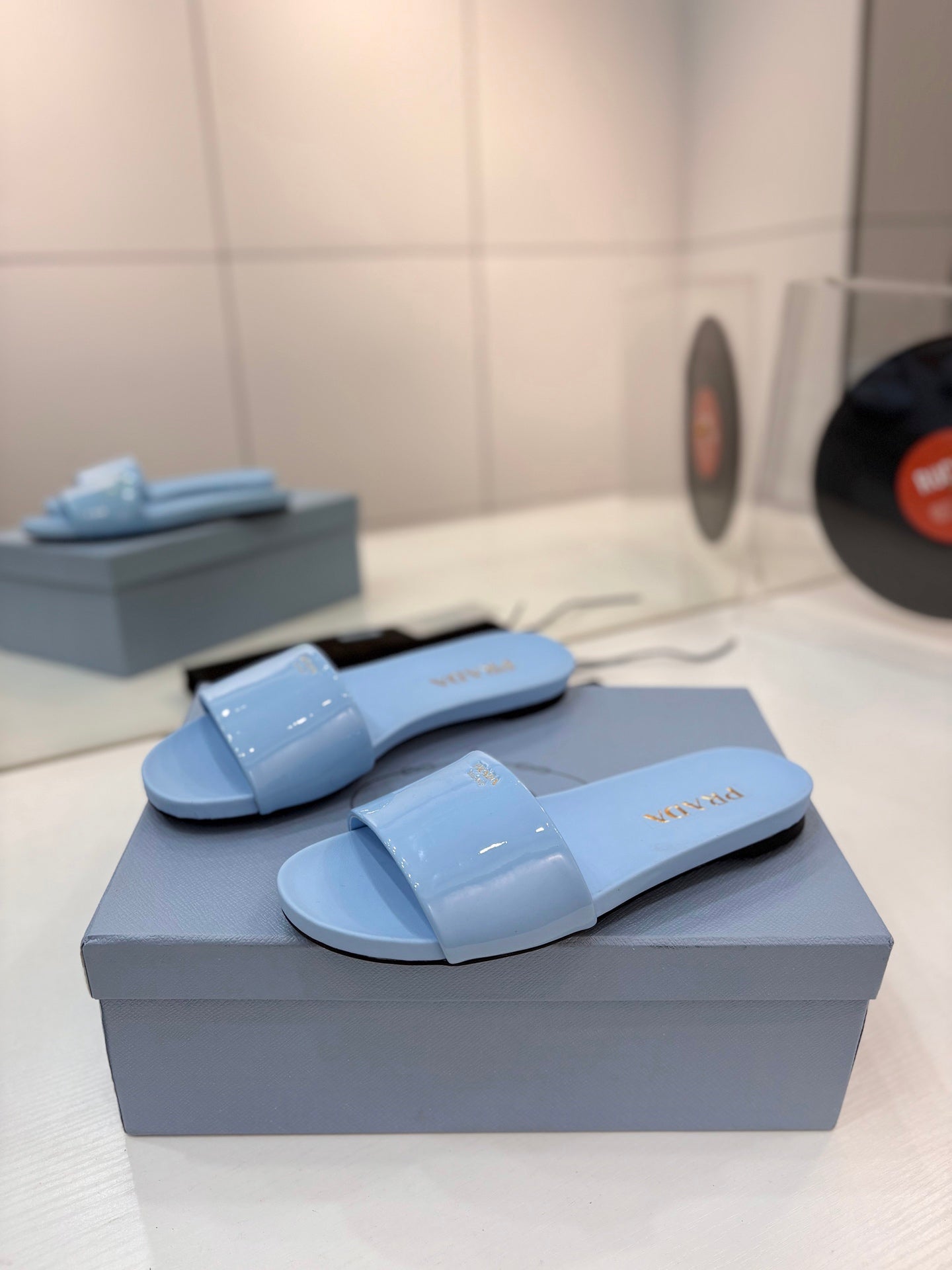 Pra Slides Blue Patent Leather 834593